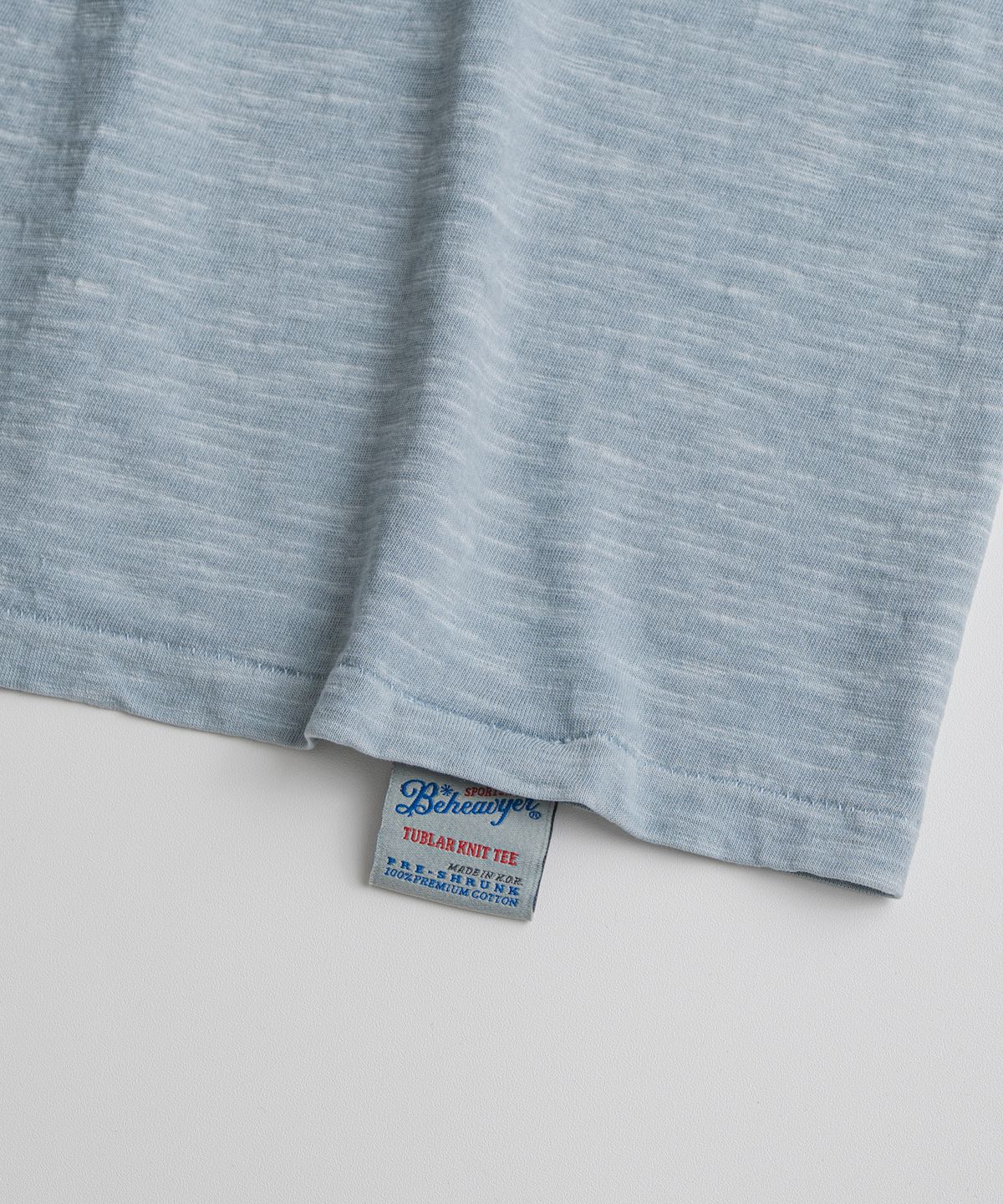 비헤비어(BEHEAVYER) [x PEANUTS] SPIKE GRAPHIC TUBLAR T-SHIRTS vintage blue