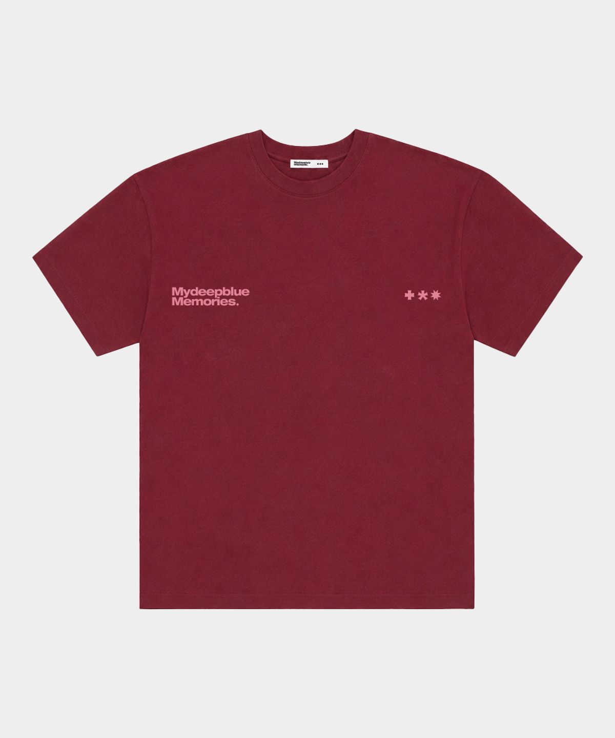 마이딥블루메모리즈(MY DEEP BLUE MEMORIES) Mm Symbol Logo T-Shirts (BURGUDNY)