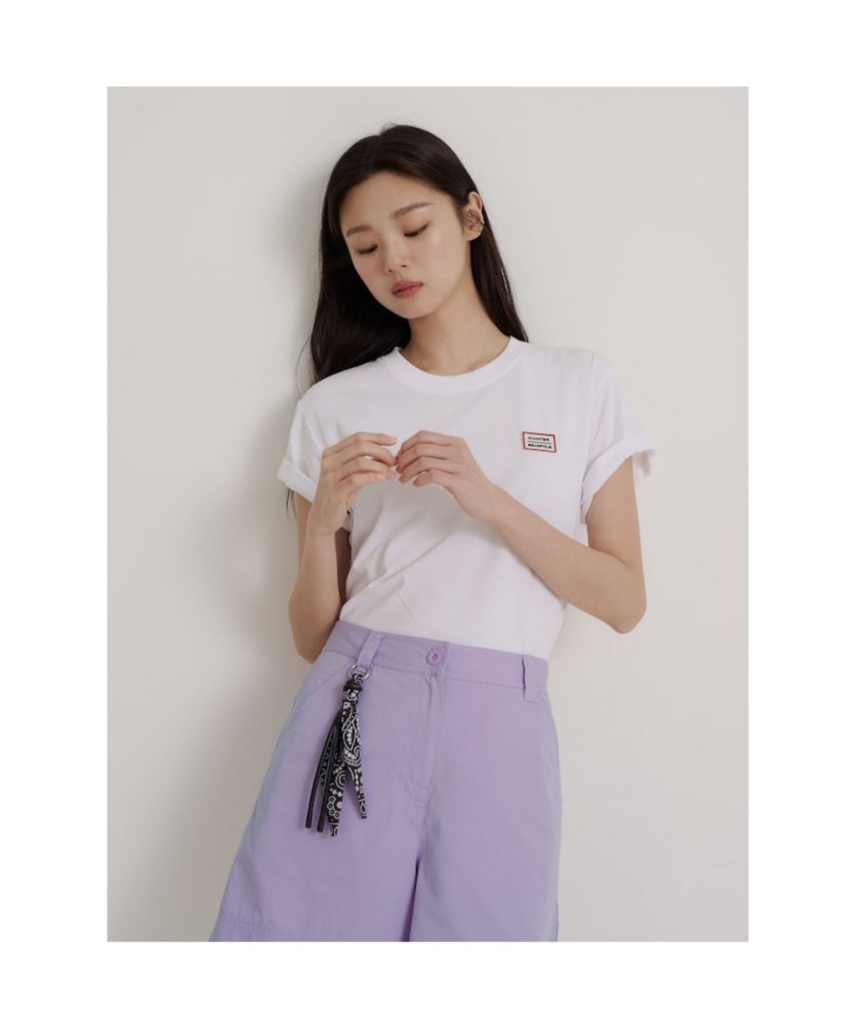빈폴 레이디스(BEANPOLE LADIES) [HUNTER] 솔리드 오버핏 반소매 티셔츠  화이트 (BF6642K021)
