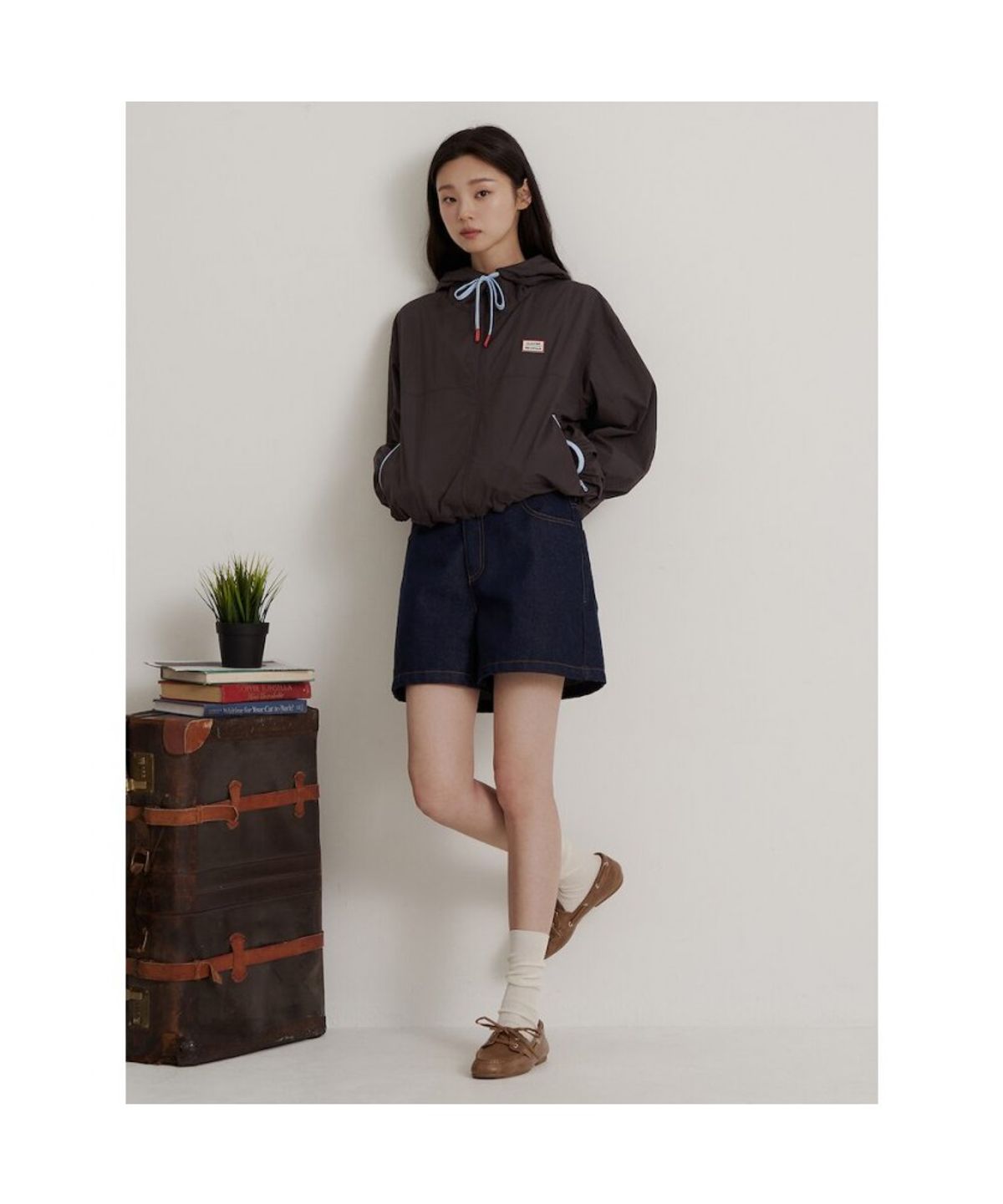 빈폴 레이디스(BEANPOLE LADIES) [HUNTER] 패커블 후드 윈드 브레이커  브라운 (BF6639K02D)