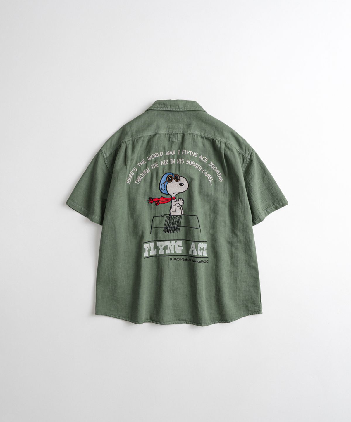 비헤비어(BEHEAVYER) [x PEANUTS] SNOOPY DYED FATIGUE 1/2 SHIRTS olive