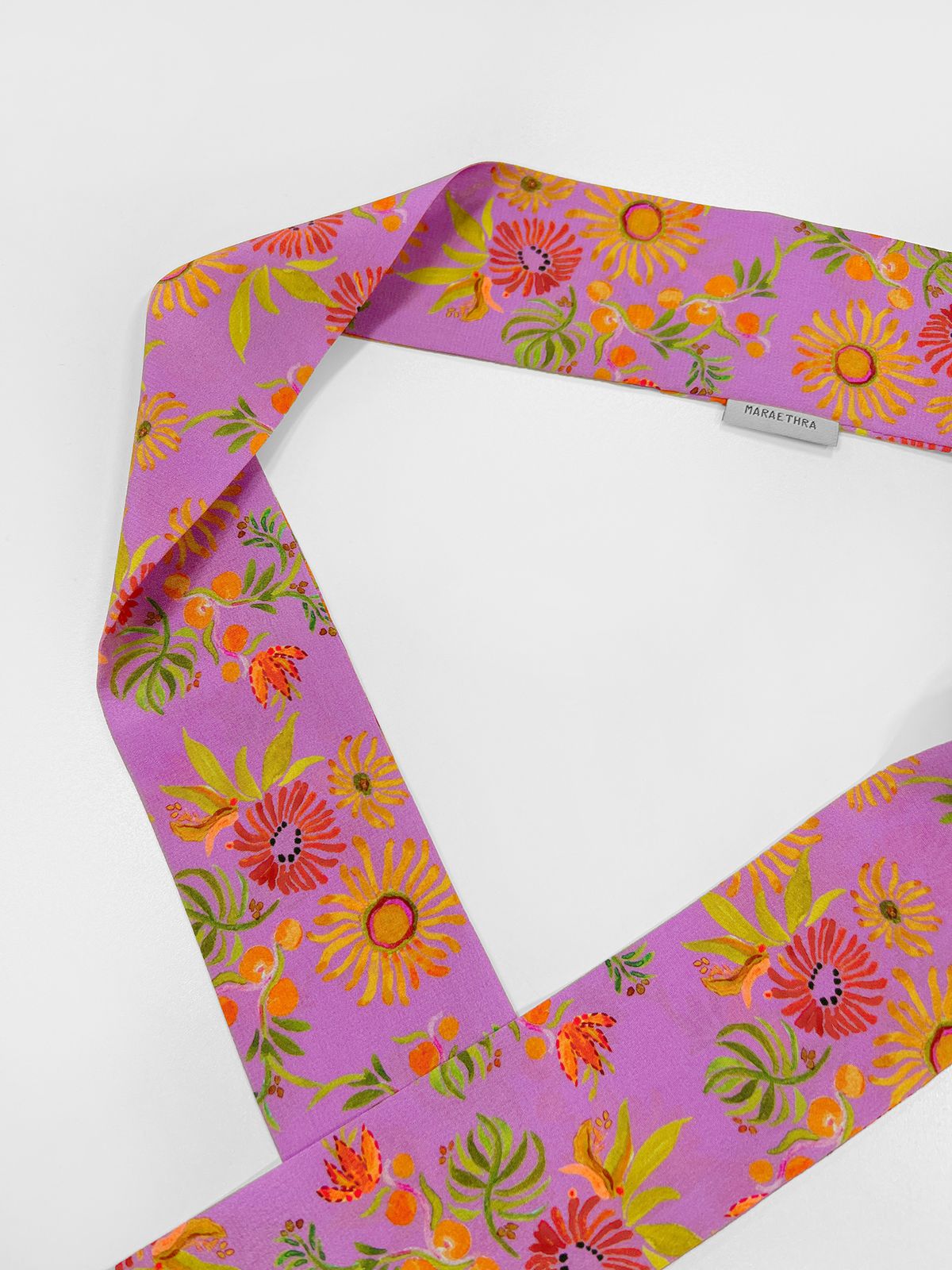 마레트라(MARAETHRA) Sunkissed Dream Silk Tie Scarf 썬키스드 드림 실크 타이 스카프