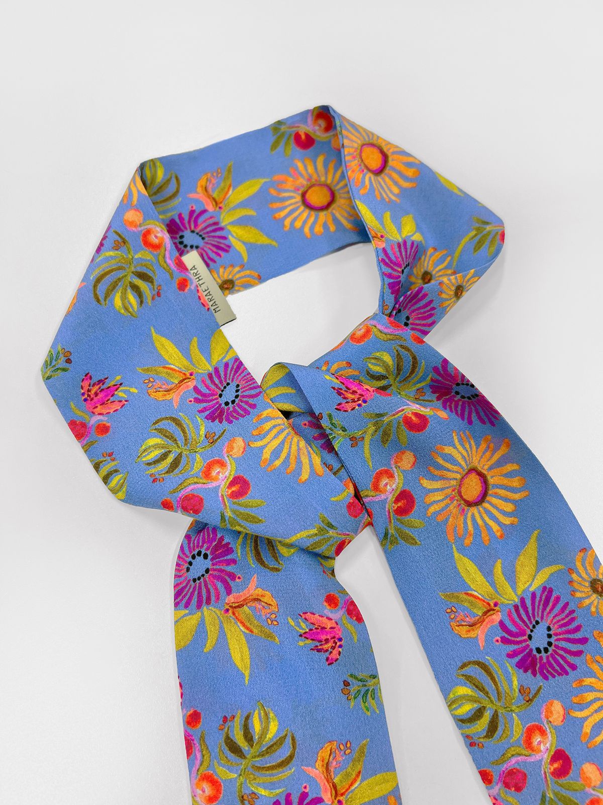 마레트라(MARAETHRA) Sunkissed Dream Silk Tie Scarf 썬키스드 드림 실크 타이 스카프