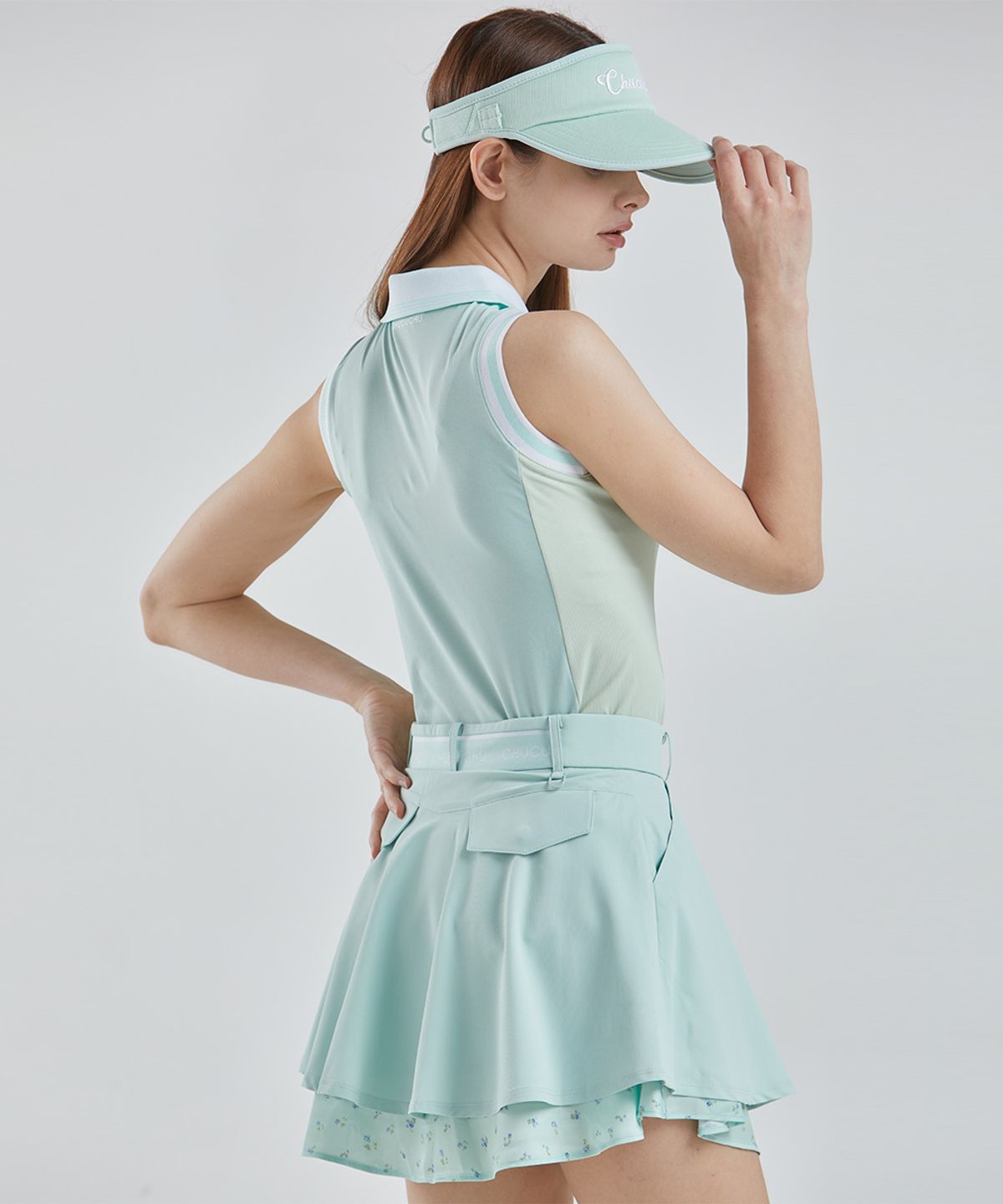 츄쿠츄(CHUCUCHU) 쿨링 카라 슬리브리스 탑 (LIGHT GREEN) CBFSS-TS010W