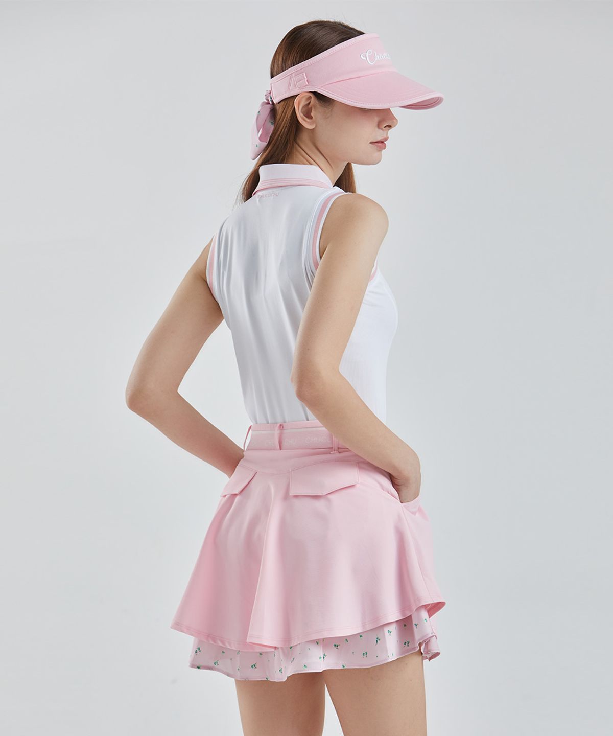 츄쿠츄(CHUCUCHU) 쿨링 카라 슬리브리스 탑 ((WHITE)) CBFSS-TS010W