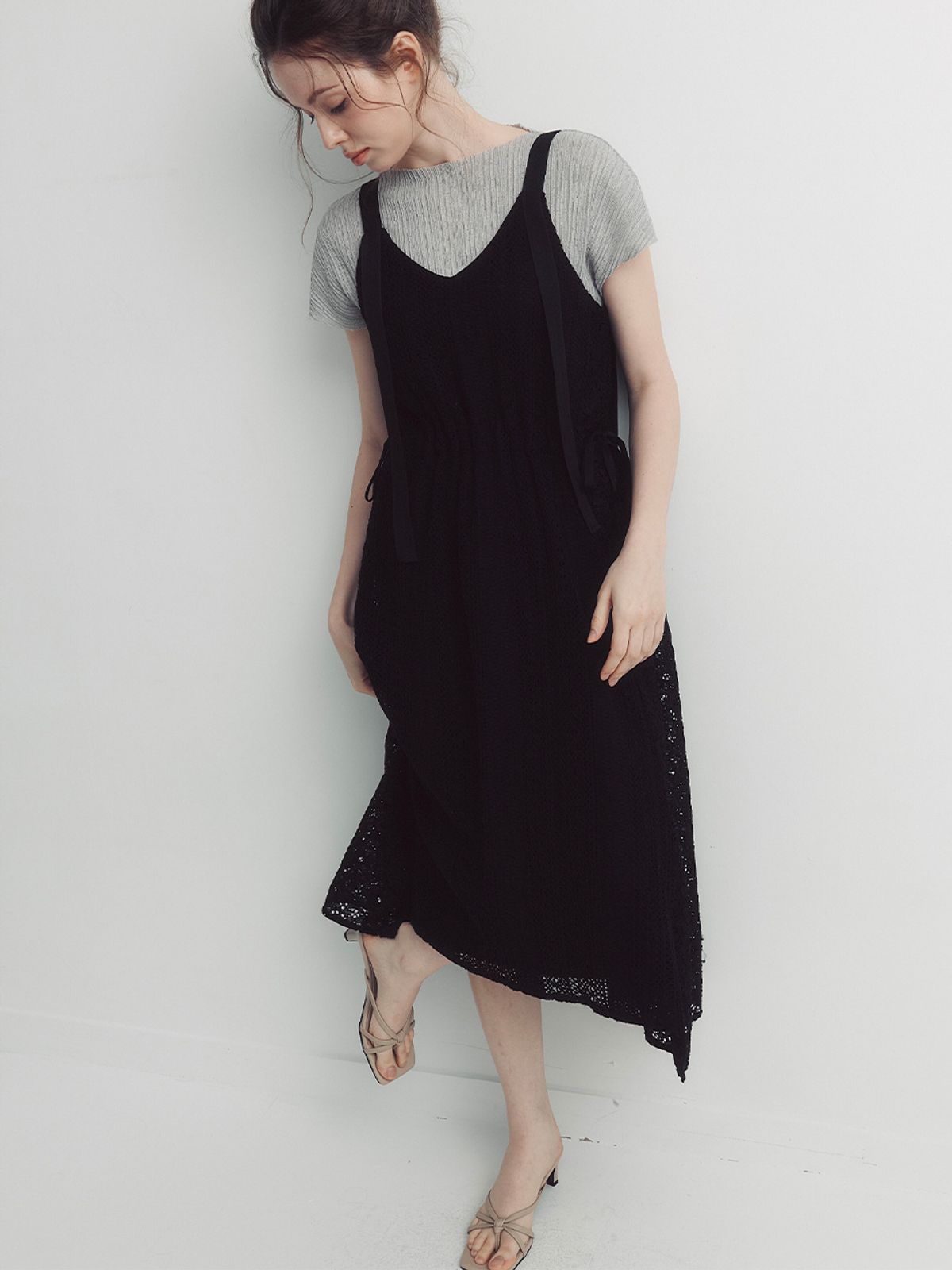 셉템버투웨니(SEPTEMBER TWENTIETH) 레이스 레이어드 드레스 (Black)