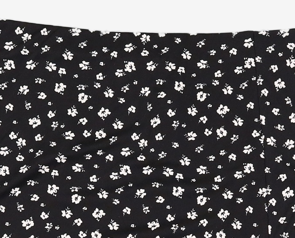 디바이디드에이치앤엠(DIVIDED H&M) 롱스커트 L