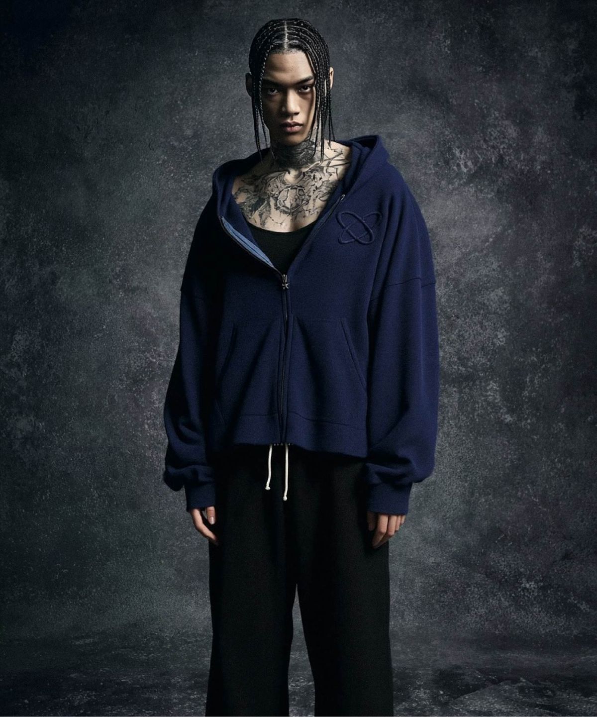 공공육이(GONGGONGYUKYI) ROKA ZIPPED HOODIE