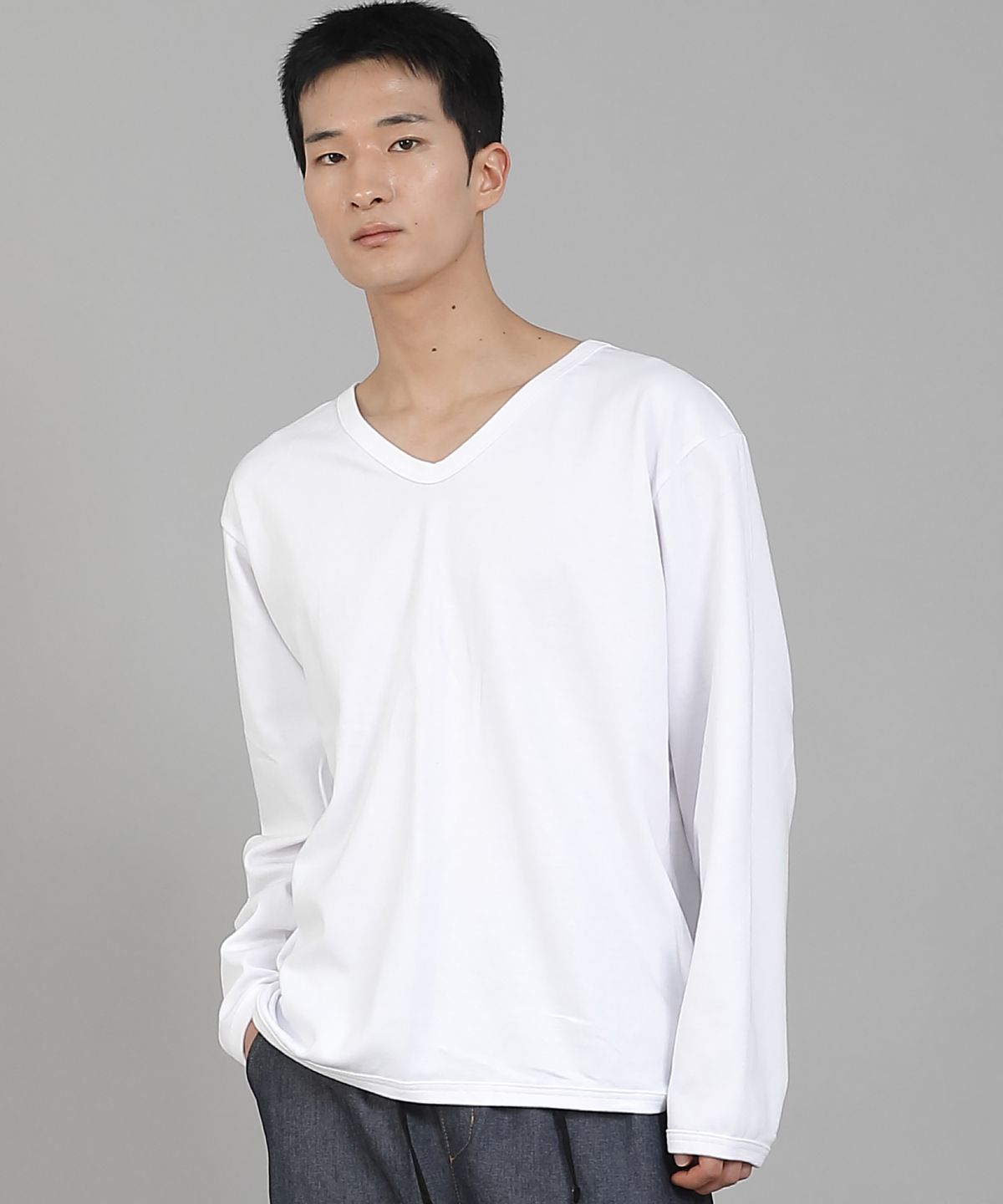 세인트크루(SAINTCREW) 무지 V넥 스웨트셔츠 RVS-874 화이트
