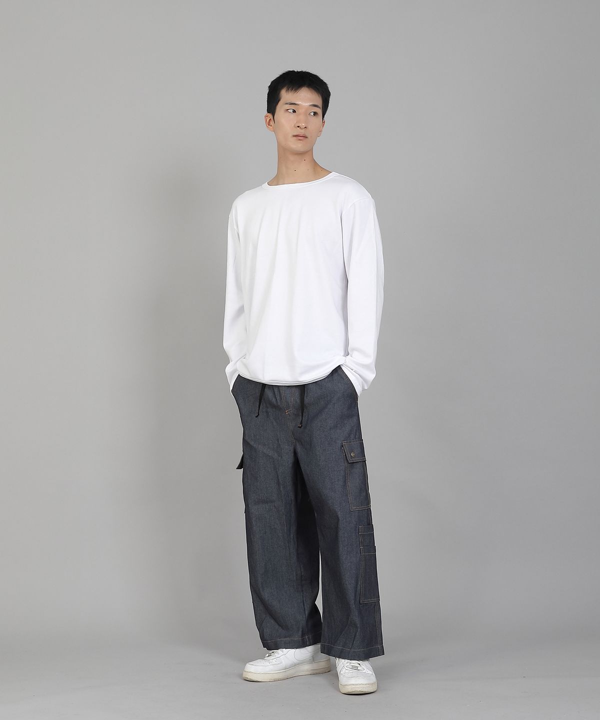 세인트크루(SAINTCREW) 무지 R넥 스웨트셔츠 RRS-873 화이트
