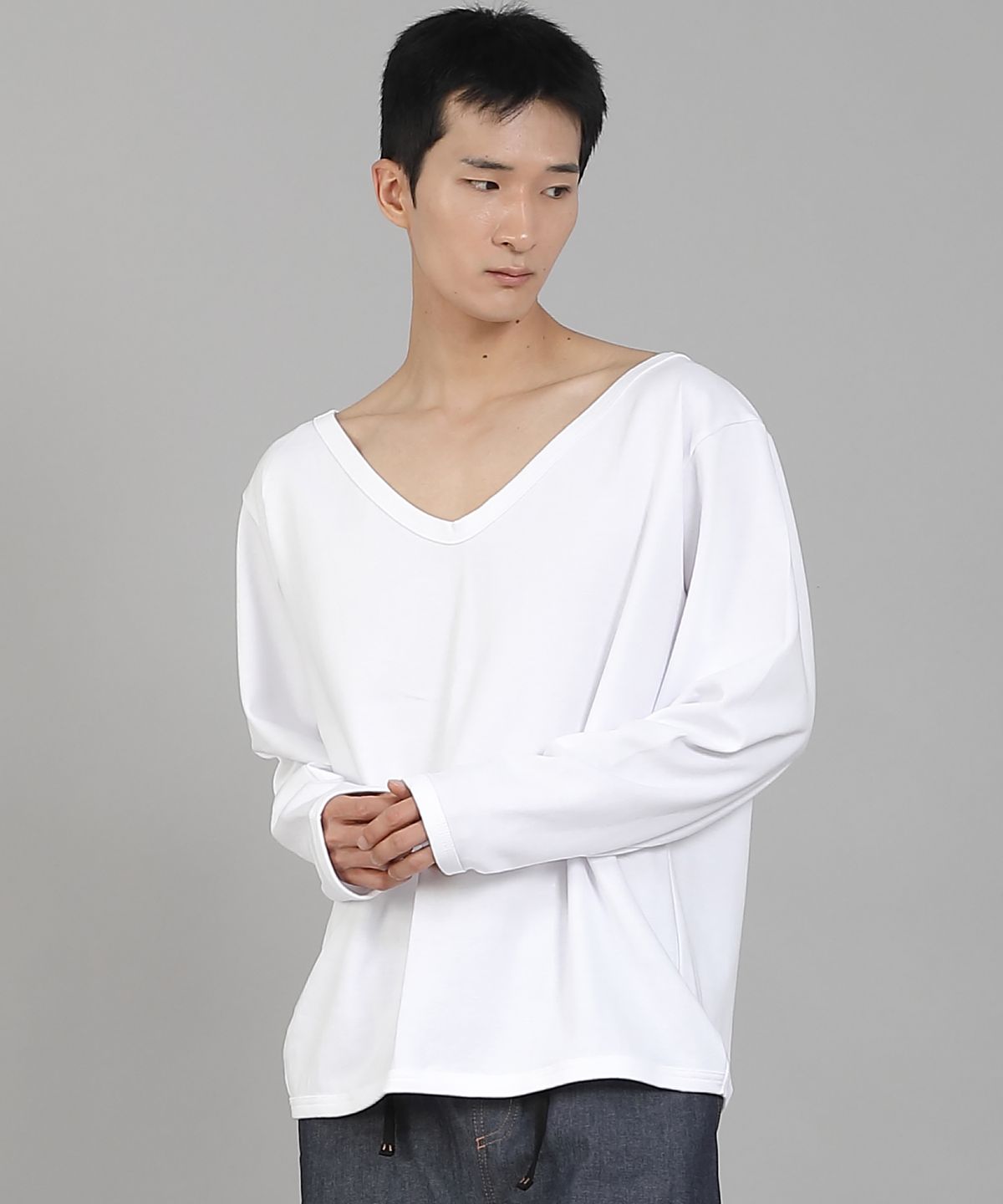 세인트크루(SAINTCREW) 무지 BIG V넥 스웨트셔츠 BIGV-885 화이트