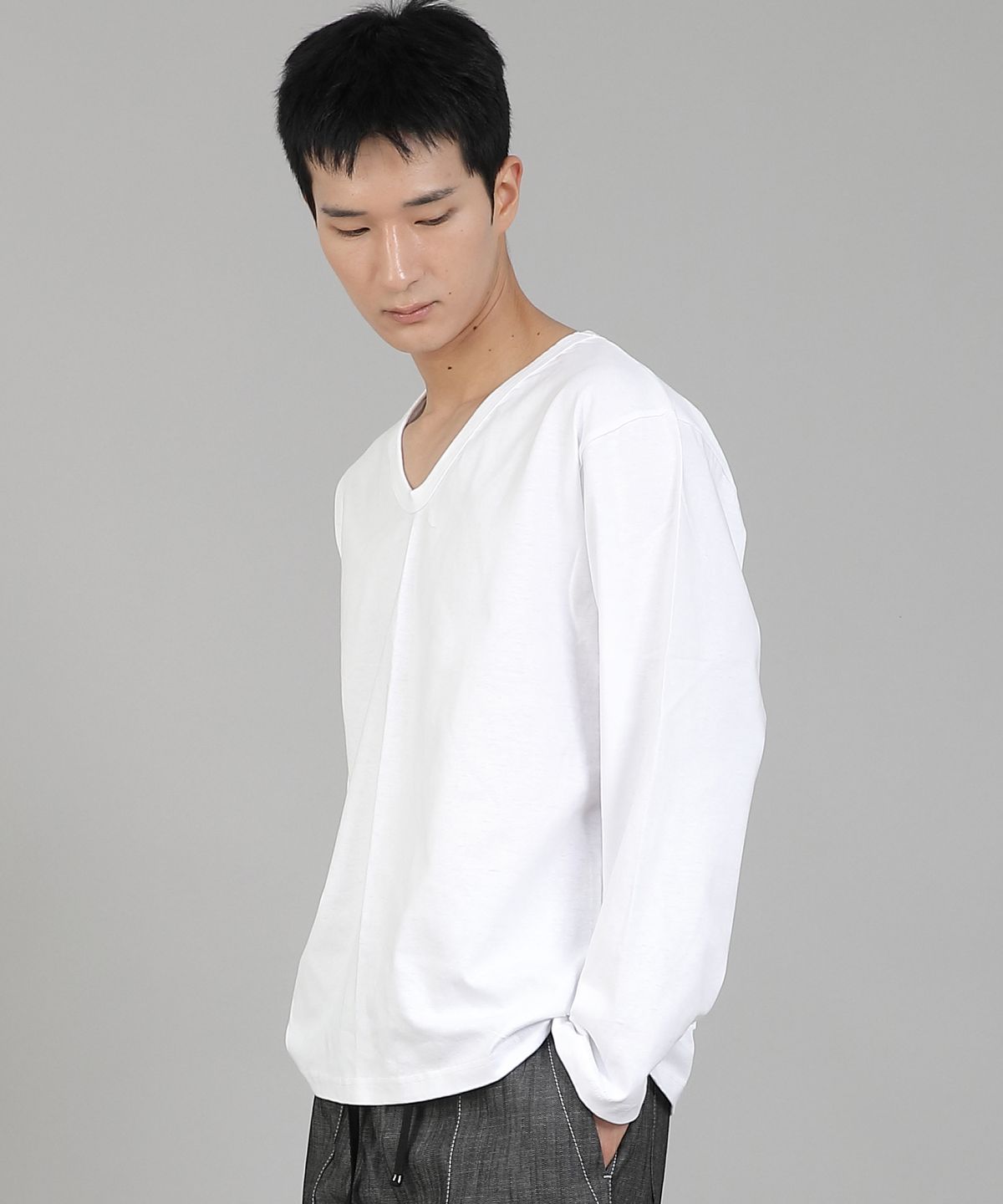 세인트크루(SAINTCREW) 무지 V넥 긴팔티셔츠 RVL-877 화이트