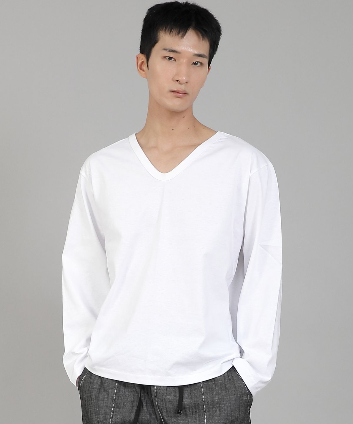 세인트크루(SAINTCREW) 무지 V넥 긴팔티셔츠 RVL-877 화이트