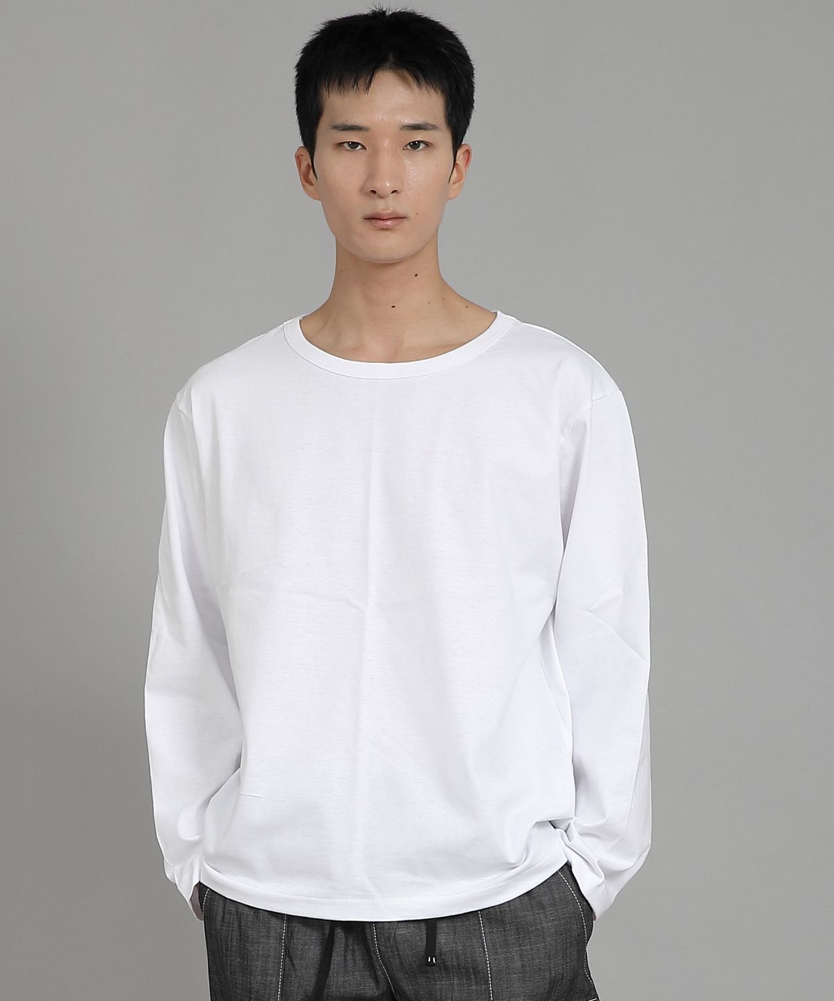 세인트크루(SAINTCREW) 무지 R넥 긴팔티셔츠 RRL-875 화이트