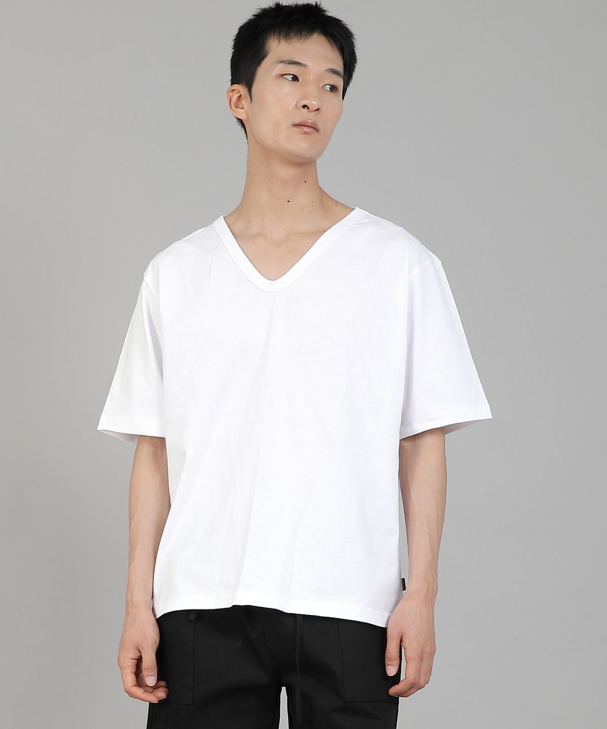 세인트크루(SAINTCREW) 무지 V넥 반팔티셔츠 VSR-881 화이트