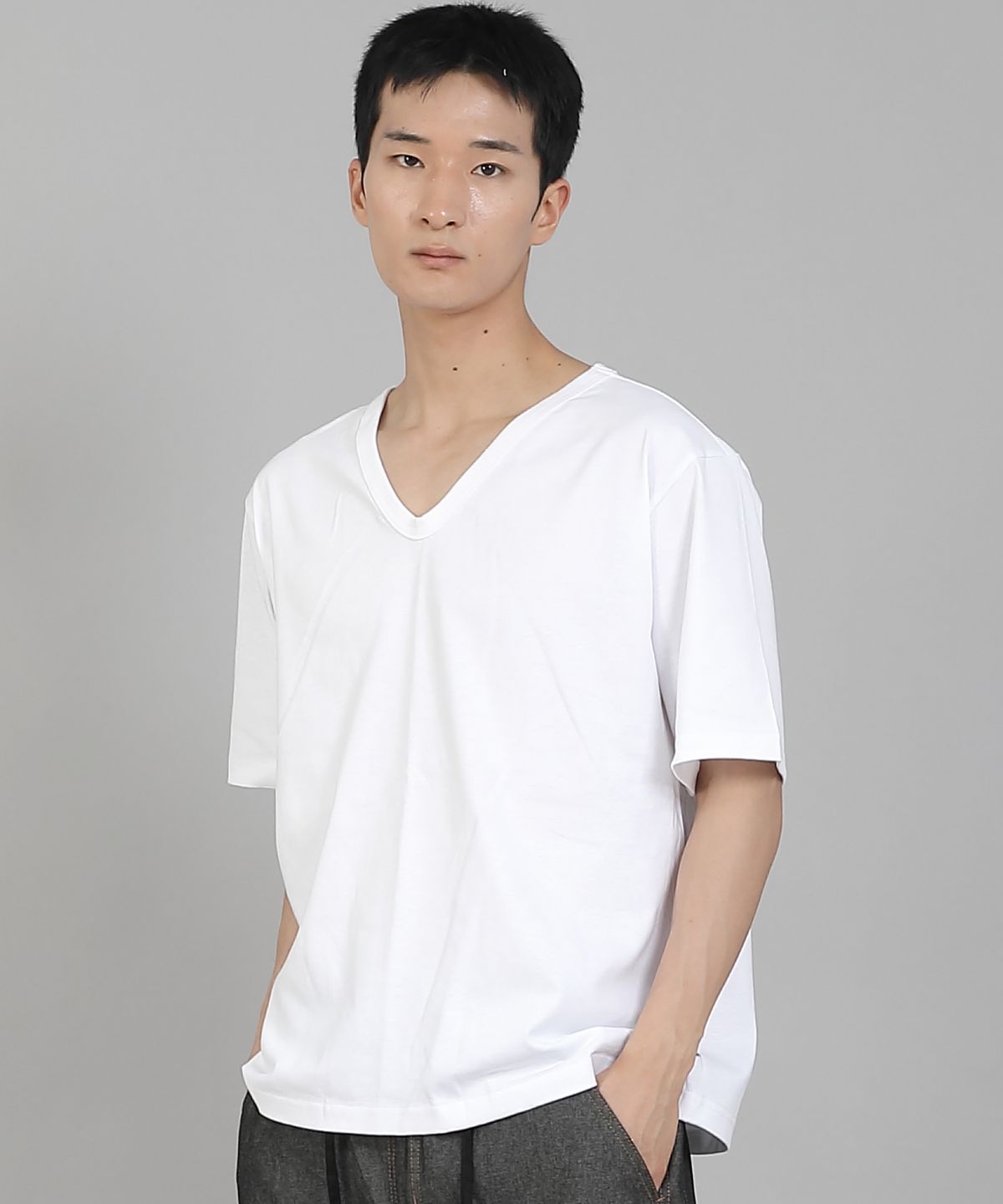 세인트크루(SAINTCREW) 무지 V넥 16s코튼 반팔티셔츠 VCS-891 화이트