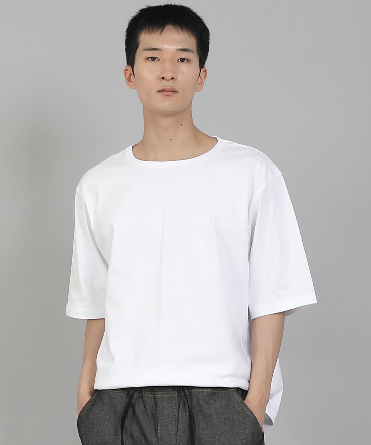 세인트크루(SAINTCREW) 무지 R넥 16s코튼 5부 반팔티셔츠 R-8A02 화이트