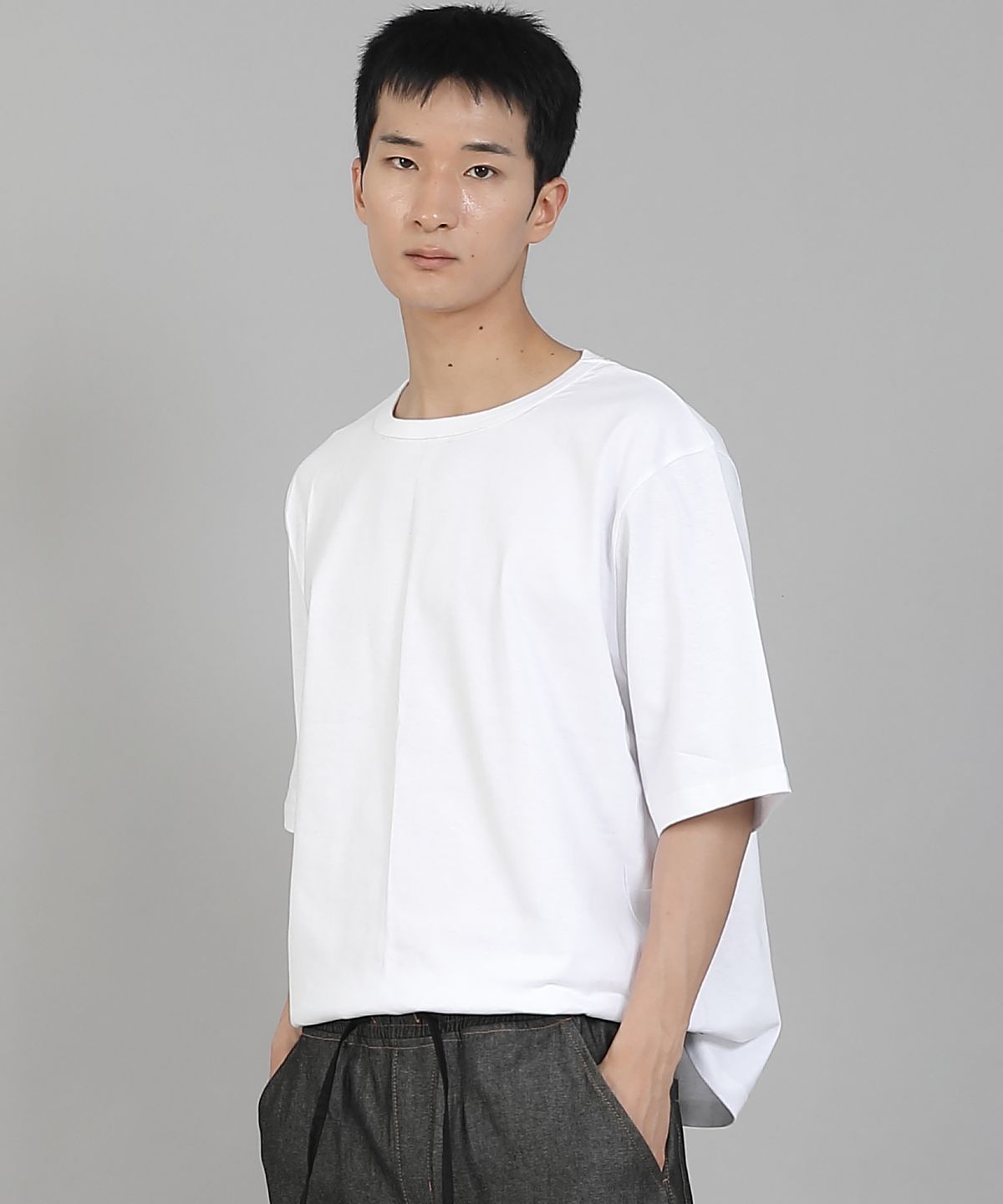 세인트크루(SAINTCREW) 무지 R넥 16s코튼 5부 반팔티셔츠 R-8A02 화이트