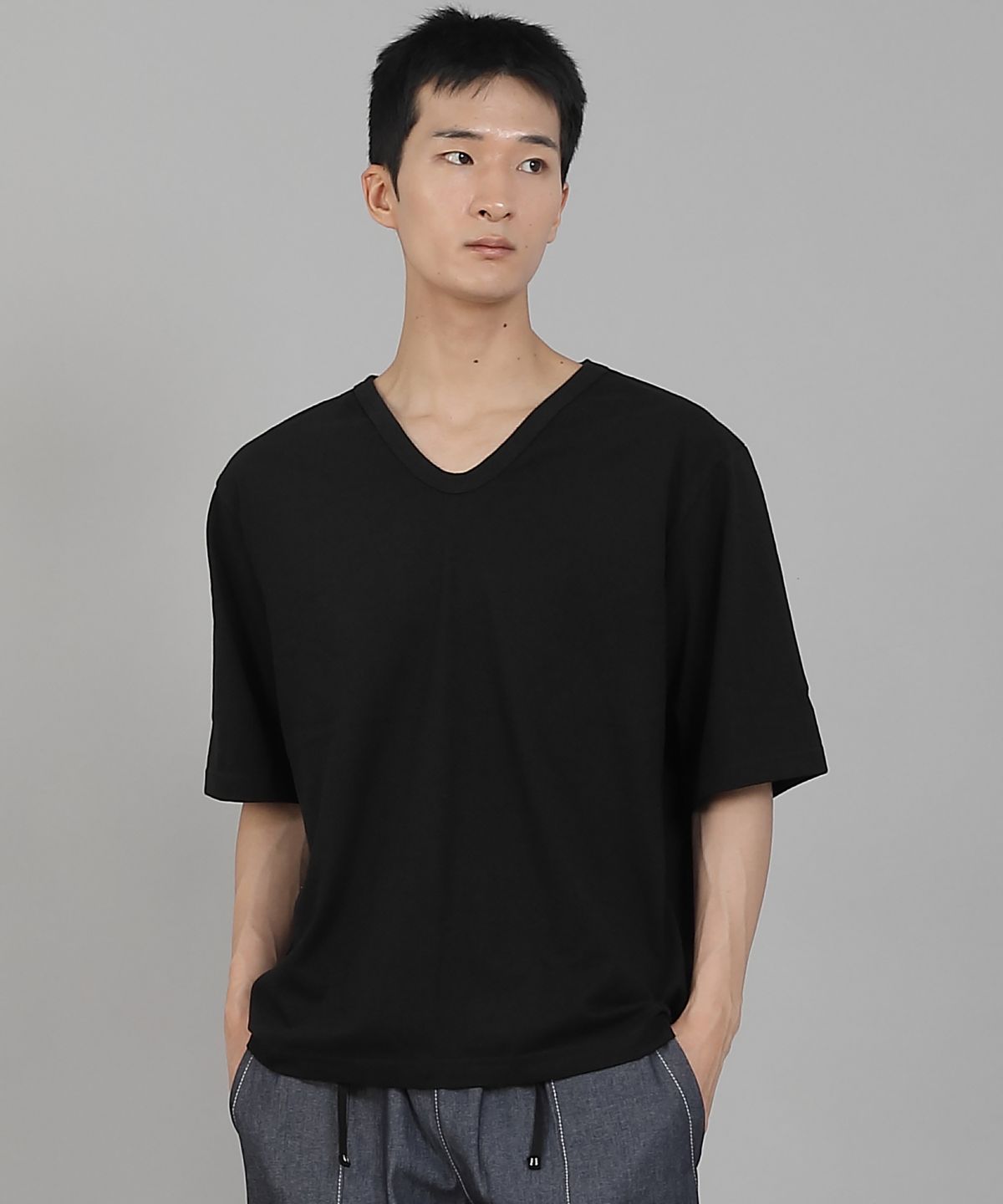 세인트크루(SAINTCREW) 무지 V넥 5부 반팔티셔츠 VHR-895 블랙
