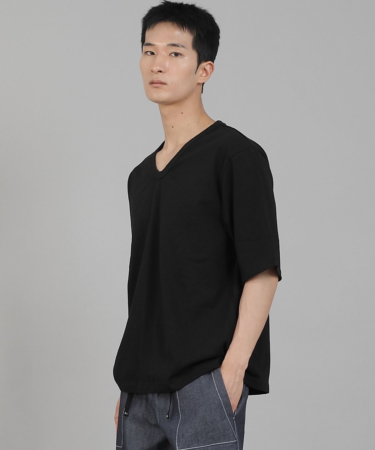 세인트크루(SAINTCREW) 무지 V넥 5부 반팔티셔츠 VHR-895 블랙