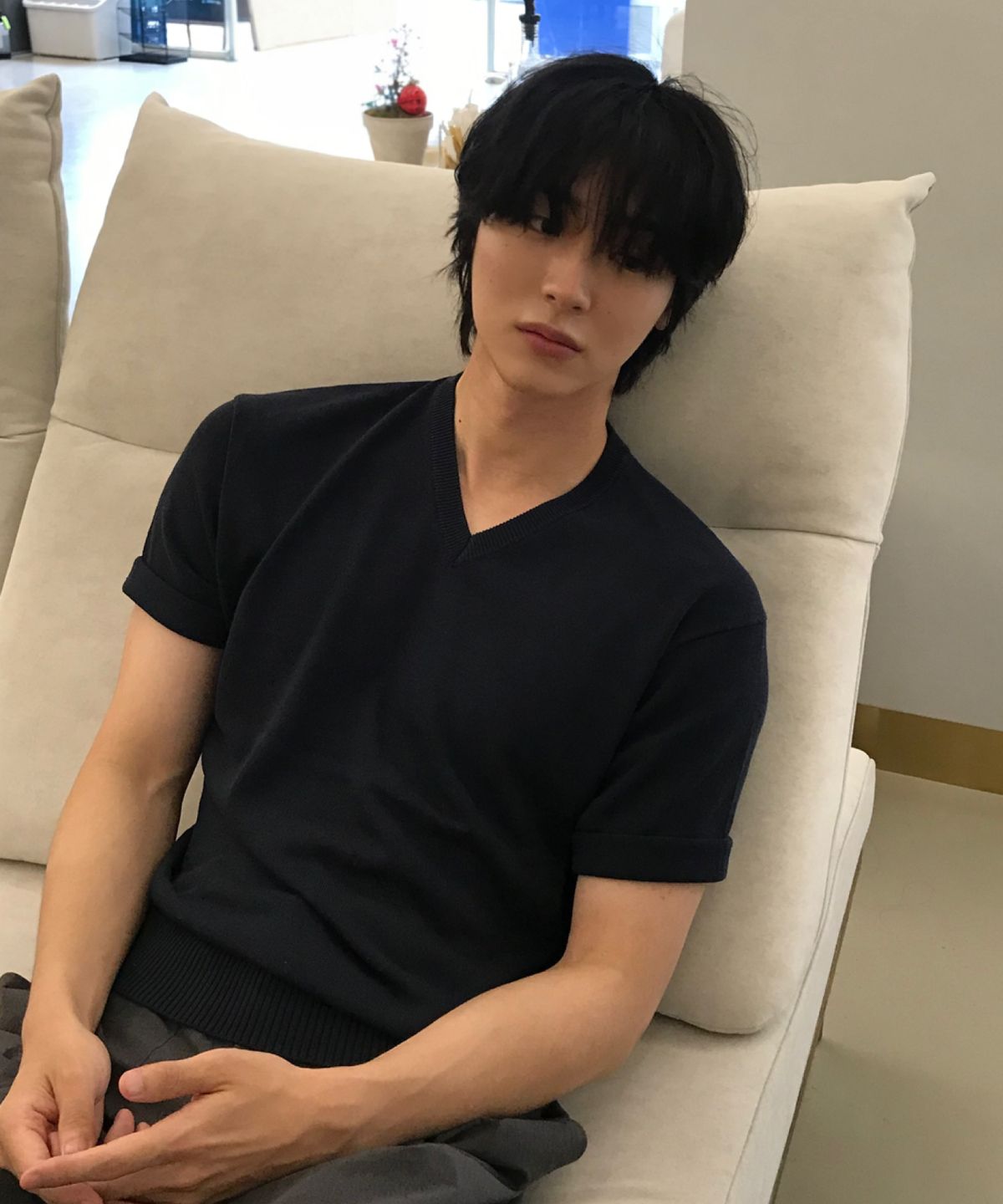 효지(HYOJI) 26 SS 워셔블 린넨 브이넥 크롭 니트 (6컬러)