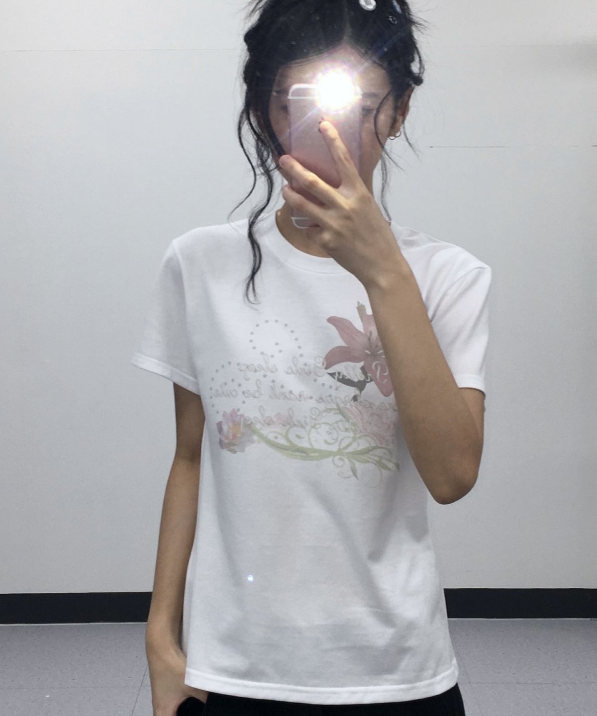 나이엔(NAAIEEN) 로투스 코어 슬림핏 반팔 티셔츠 화이트