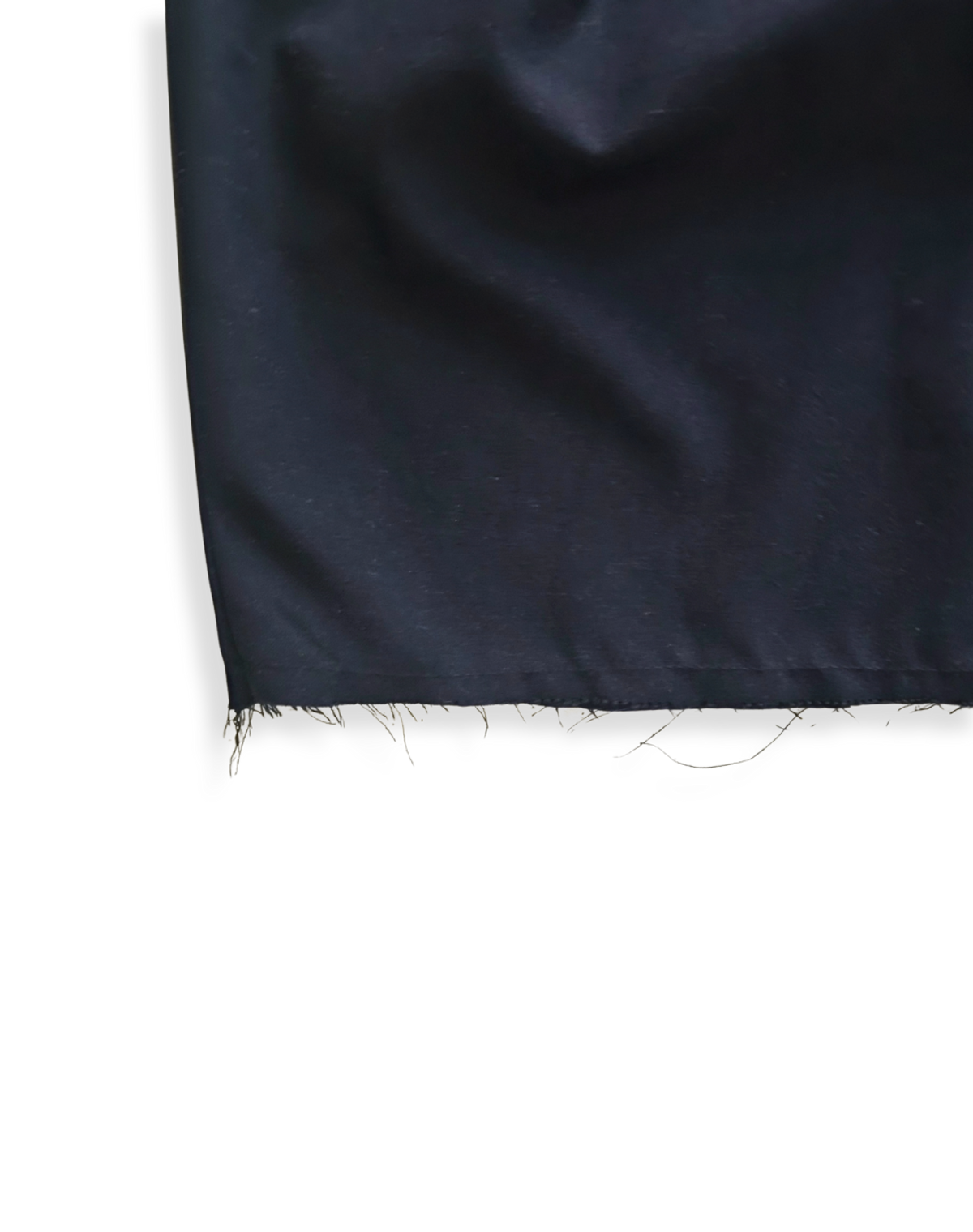 오디너리피플(ORDINARY PEOPLE) RE : CLASSIC SILK REFINED RAW BERMUDA PANTS [NAVY]