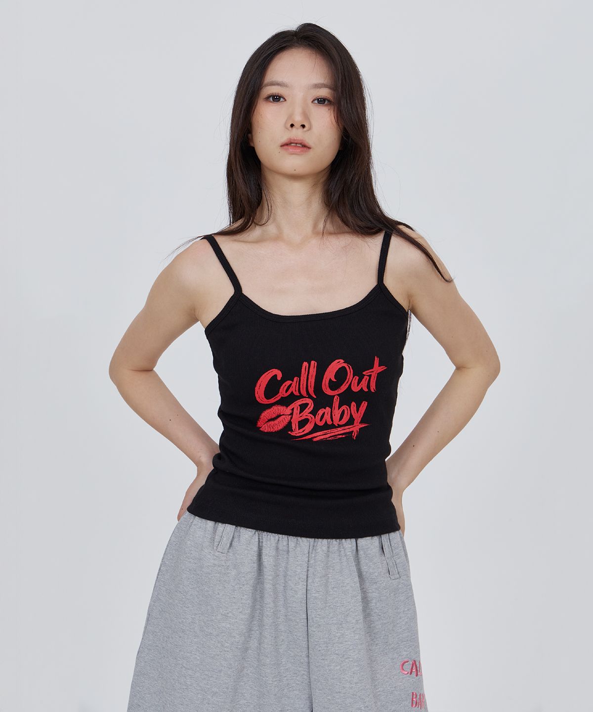 콜아웃뉴이어(CONY) 코니 콜아웃 베이비 립 캡내장 탱크탑 나시 / 블랙
