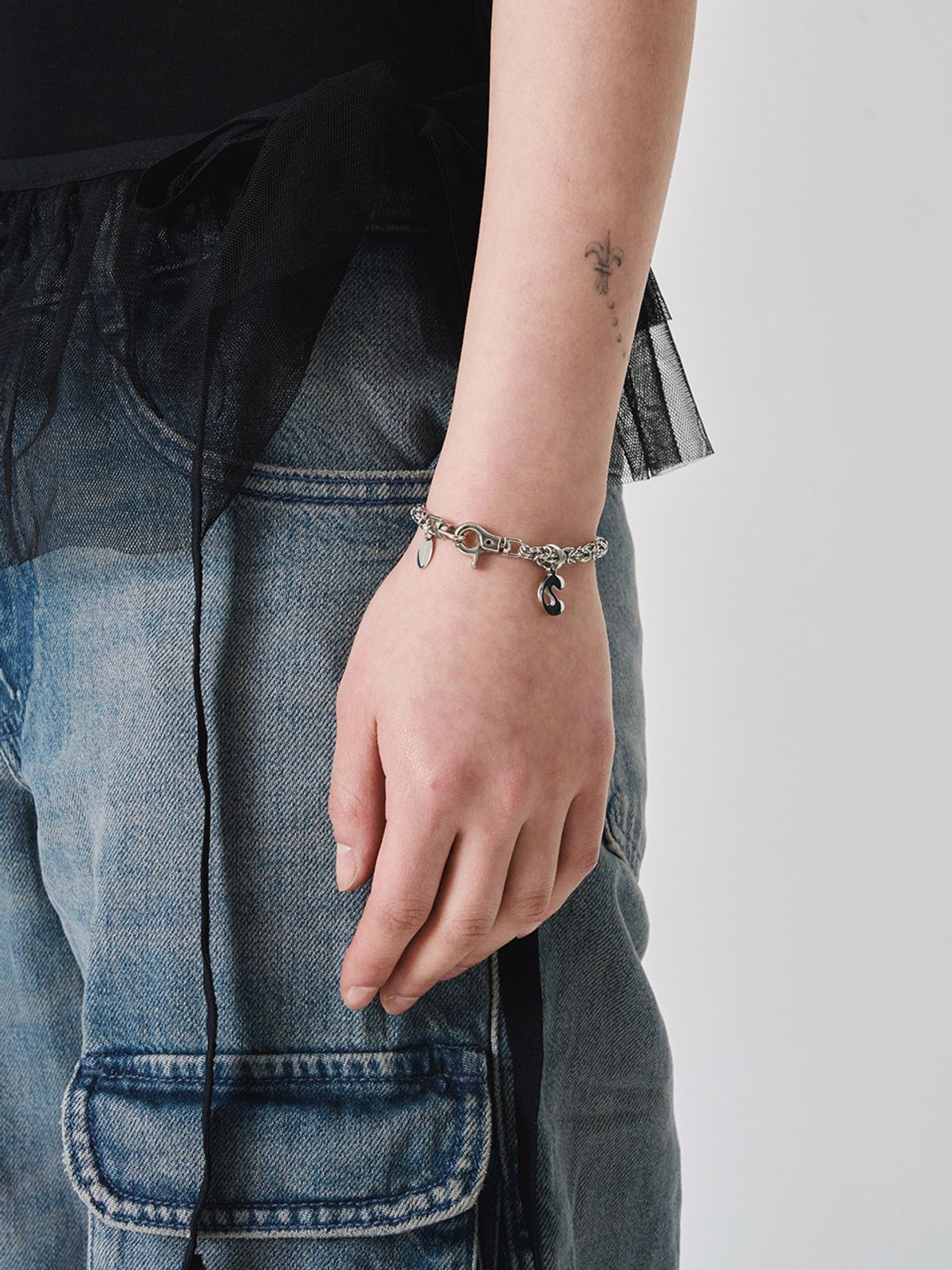 코지웨이브클럽(COZYWAVECLUB) KEYCHAIN BRACELET