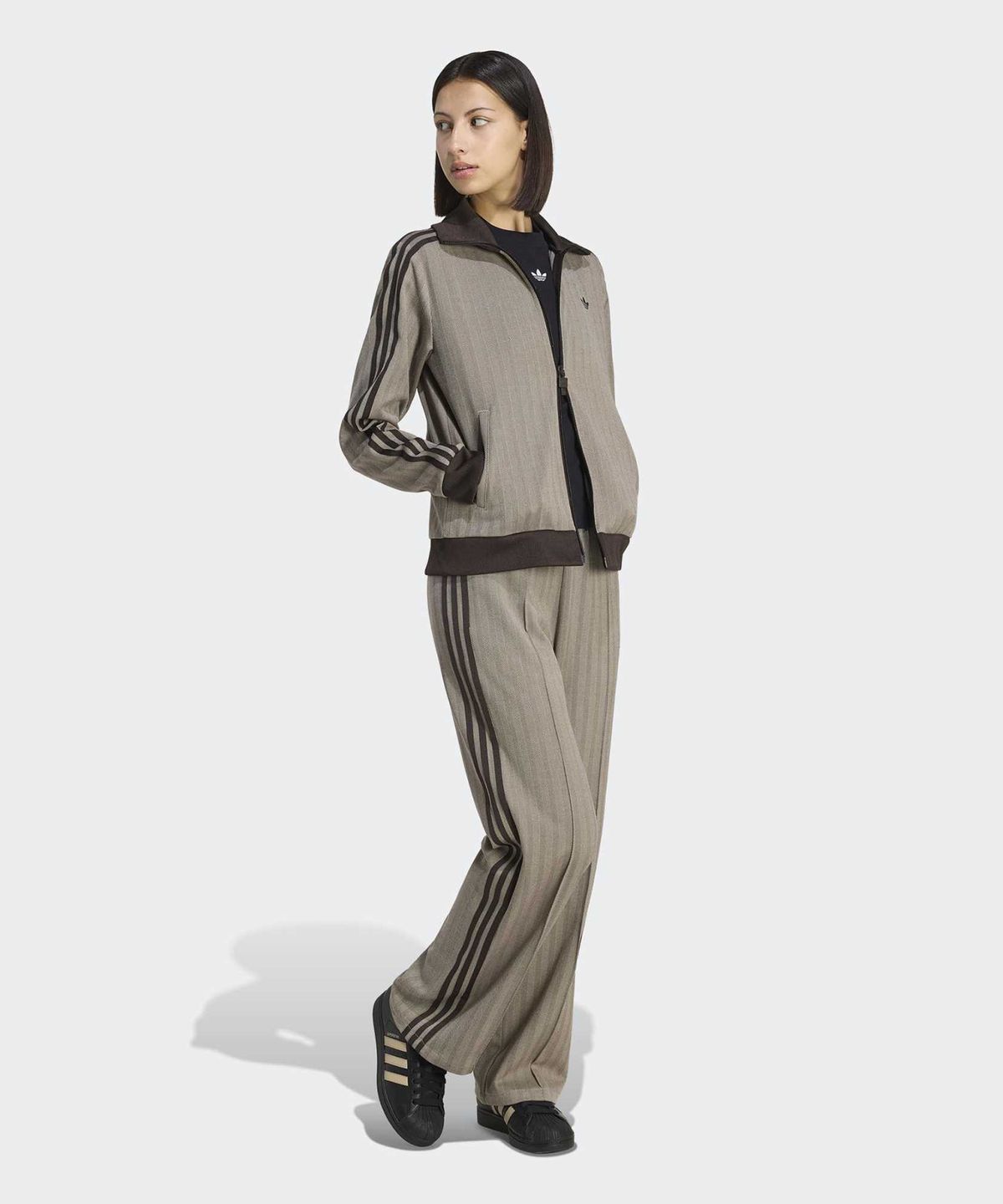 아디다스(ADIDAS) 클래식 트랙탑 - 브라운 / KX1868