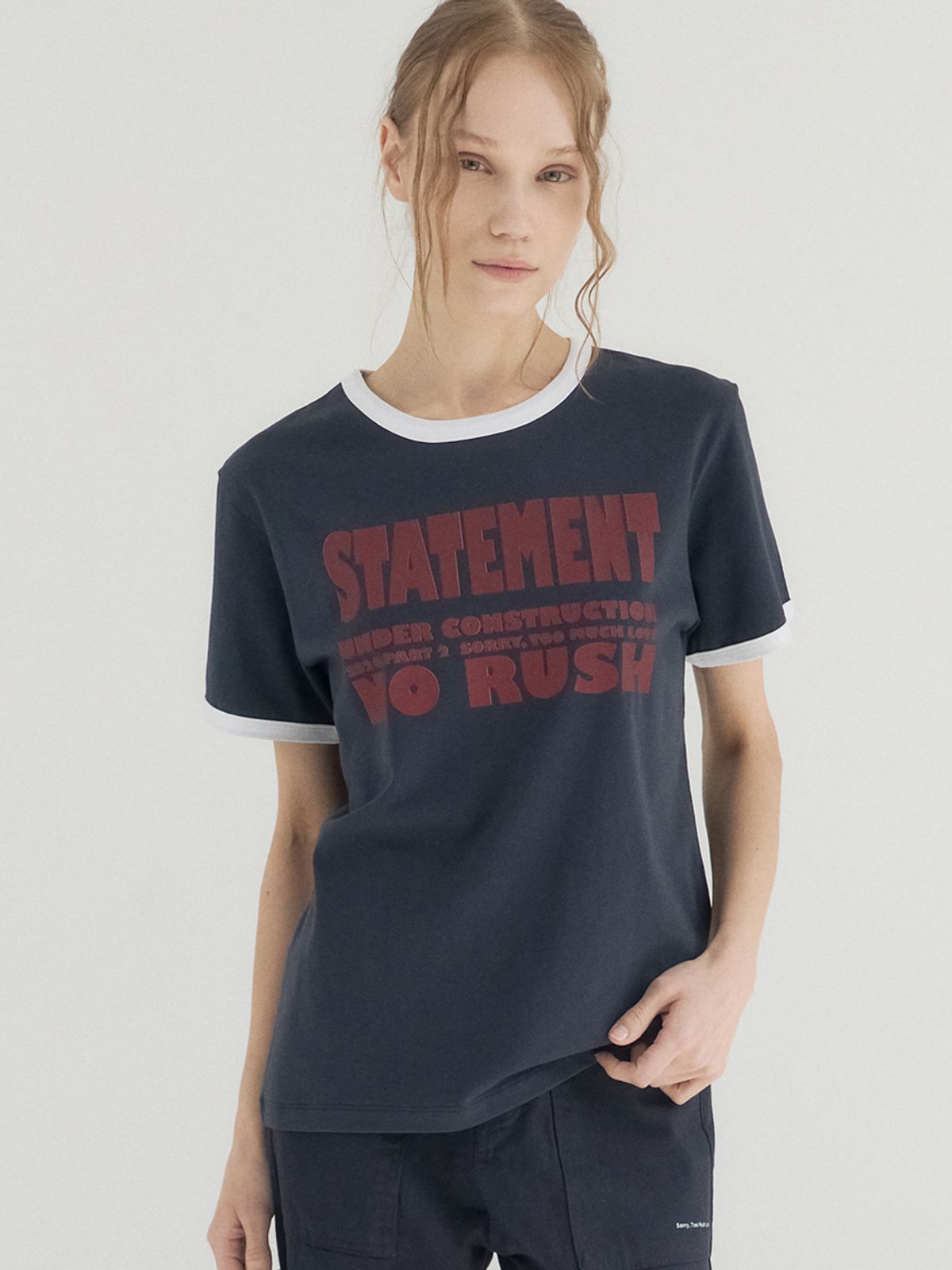 쏘리, 투 머치 러브(SORRY, TOO MUCH LOVE) No Rush Club Ringer Tee_Navy