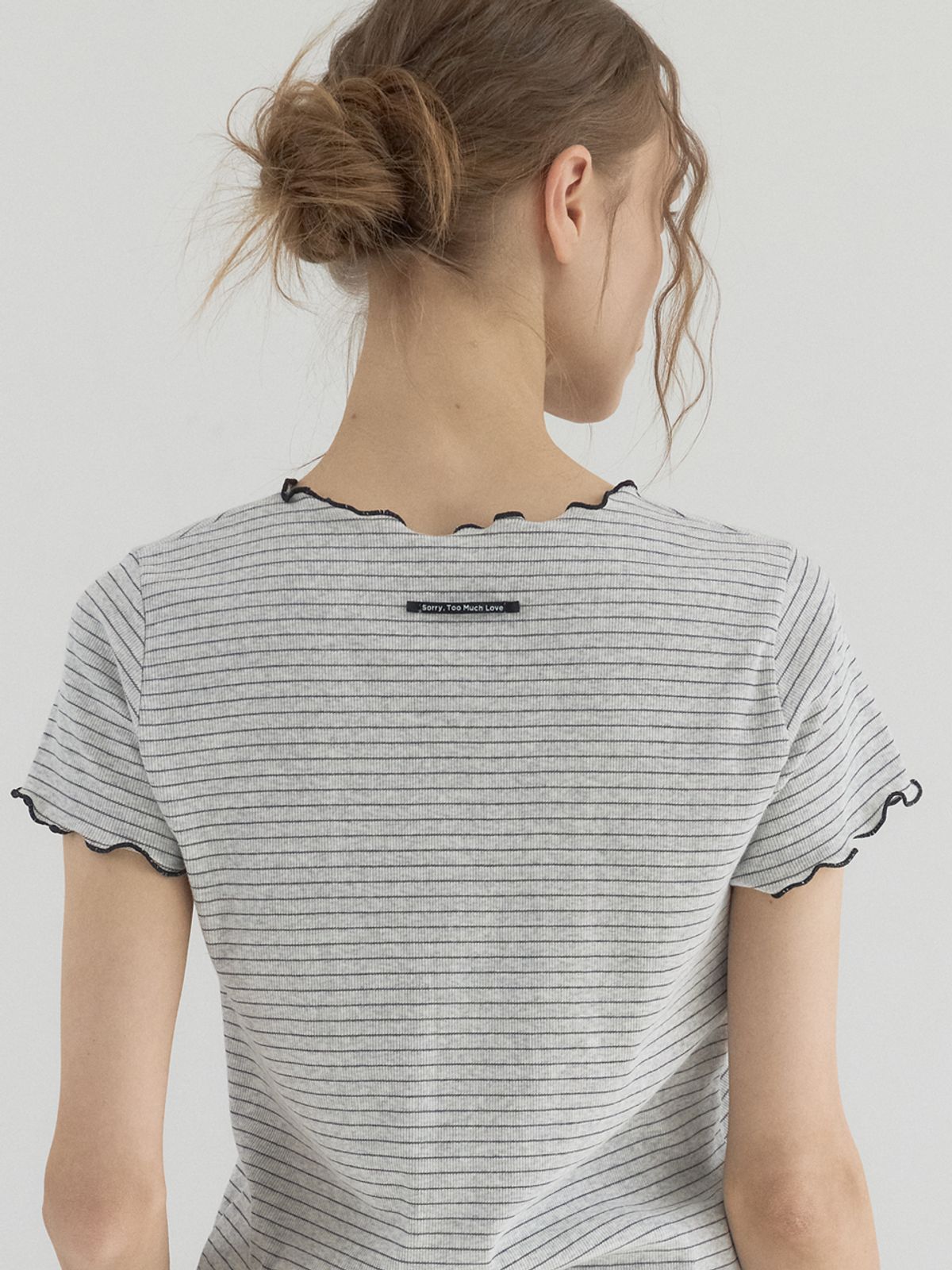 쏘리, 투 머치 러브(SORRY, TOO MUCH LOVE) Paris Morning Stripe Top_Gray