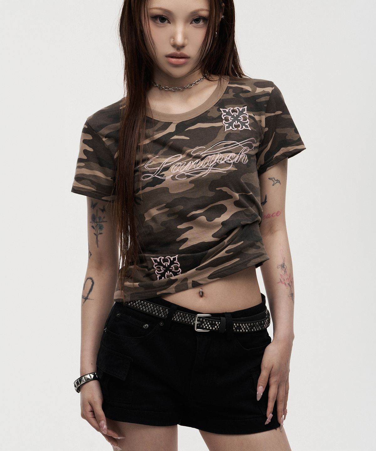 랜 아카이브(LANARCHIVE) [0143] 카모 체인 자수 우먼 반팔 티셔츠 - 카모