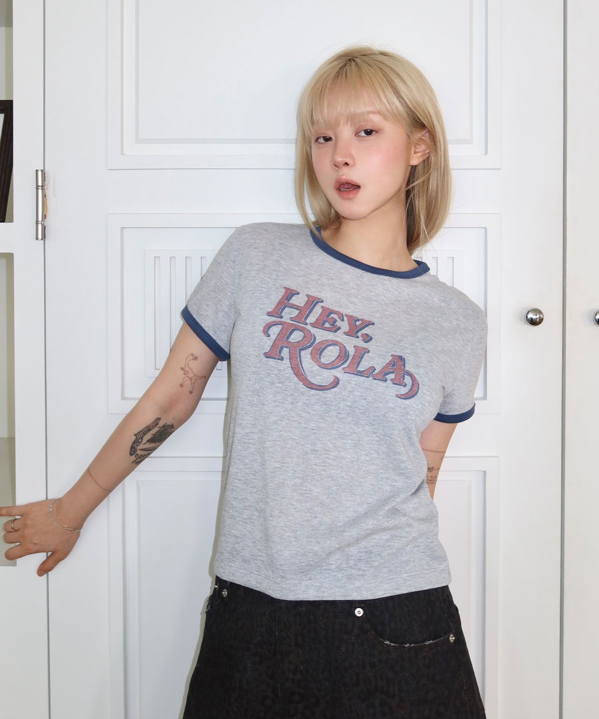 로라로라(ROLAROLA) [로라로라X구효민]VINTAGE GRAPHIC RINGER T-SHIRT GY+NV