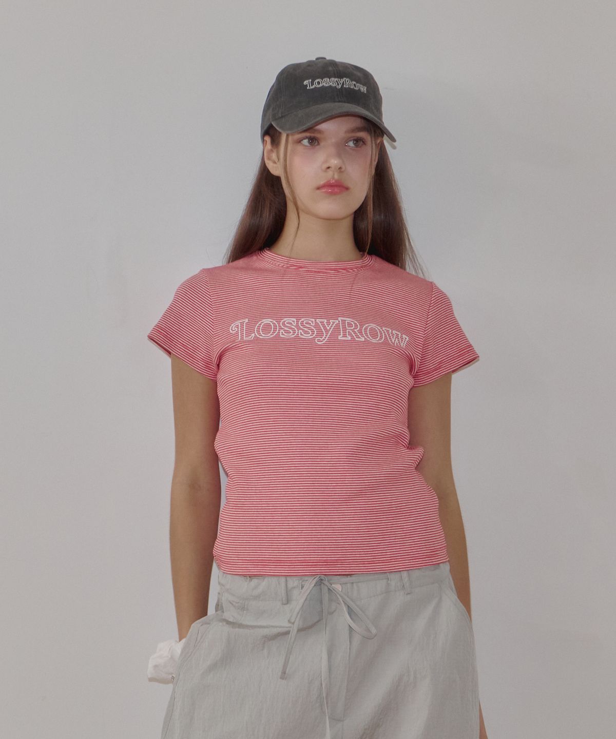 로시로우(LOSSYROW) Stripe Outline Logo Tee red