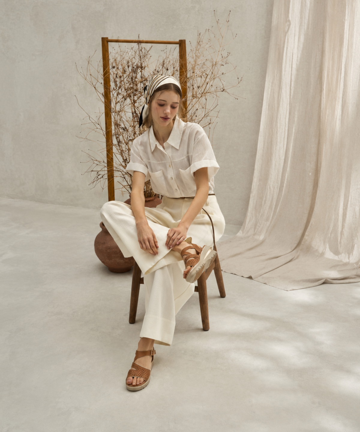 에코에(ECOE) 26SS e.c.o.e Essential Wedge Sandal - Summer Camel