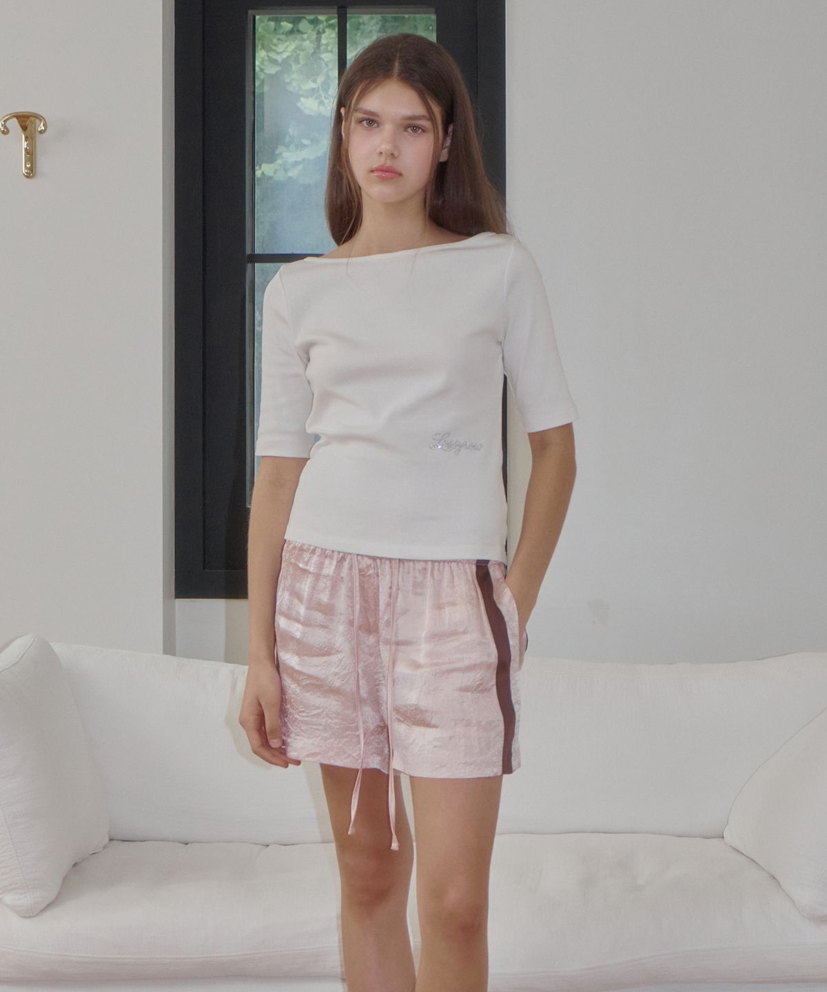 로시로우(LOSSYROW) Satin Side-Line Shorts pink