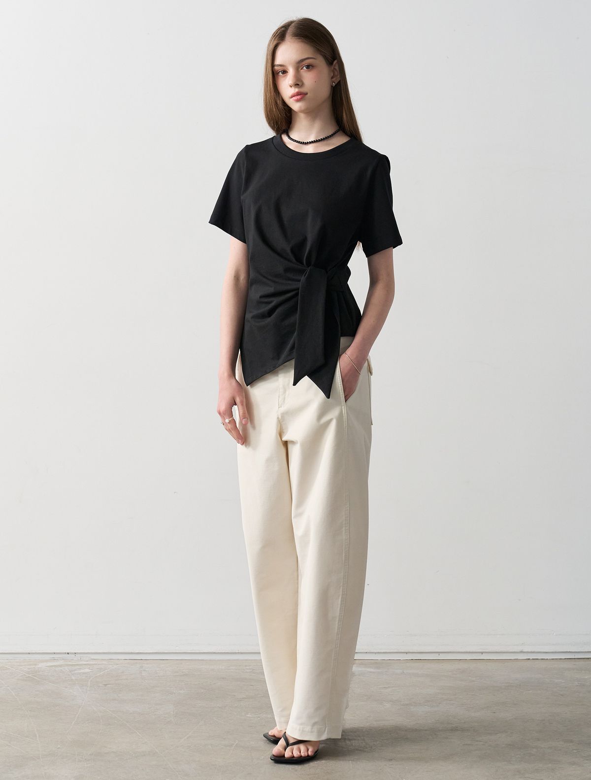 르이엘(LE YIEL) Asymmetric T-Shirt_Black 비대칭 티셔츠_블랙