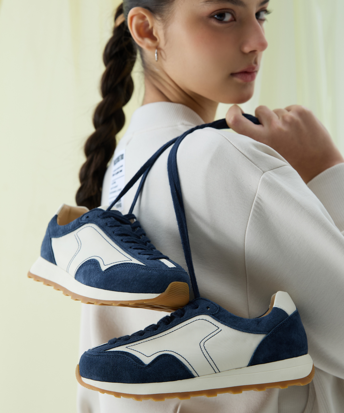 에코에(ECOE) 26 e.c.o.e Archive Sneaker - Midnight Navy
