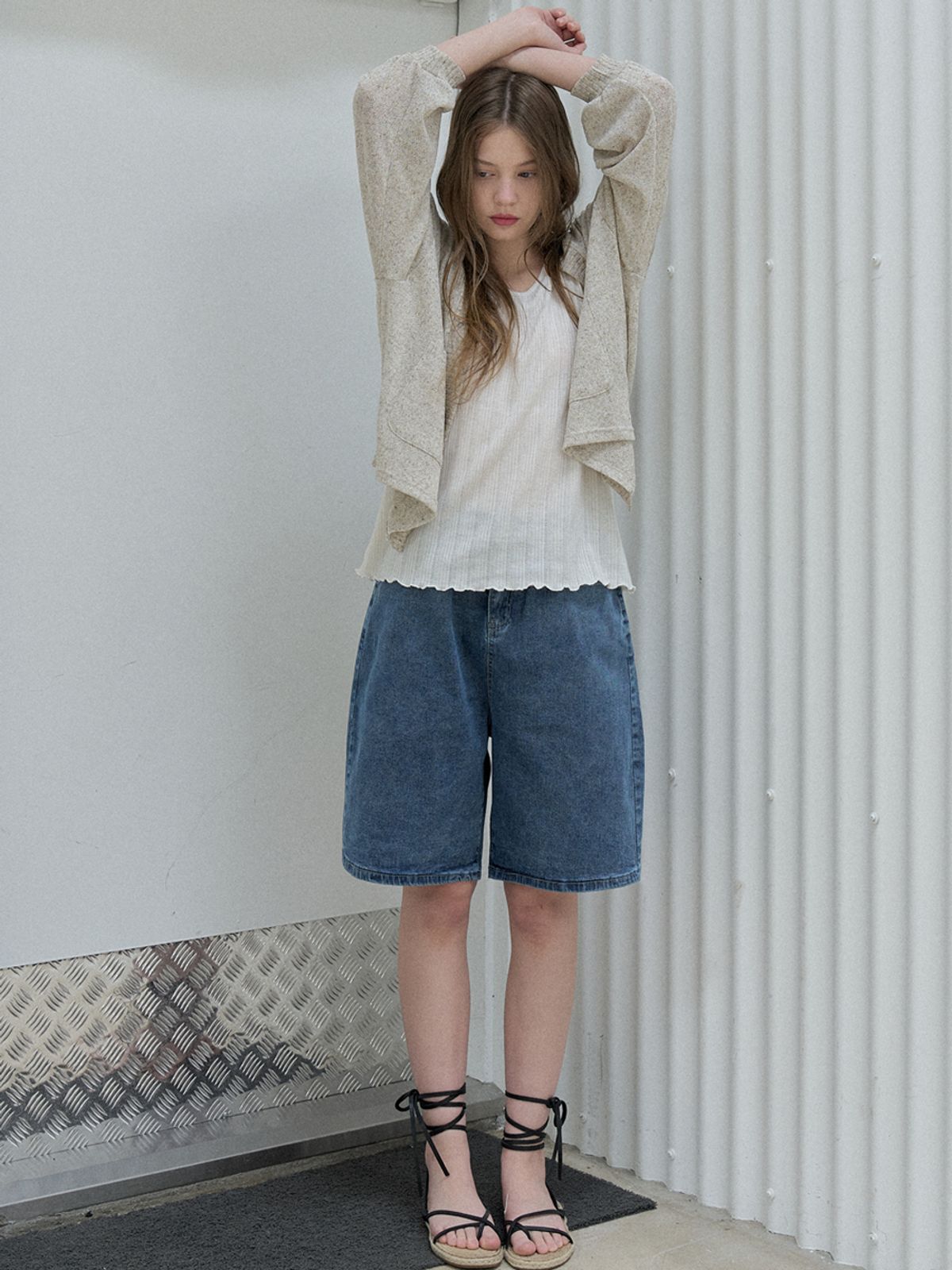 아방(AVANT-G) Knit Sleeveless Top - OATMEAL