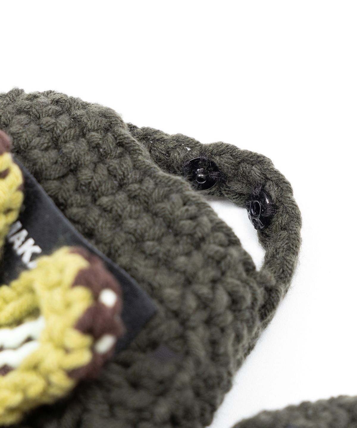 이우가마카라스(IUGAMAKARAS) Crochet Max Case (Avocado)