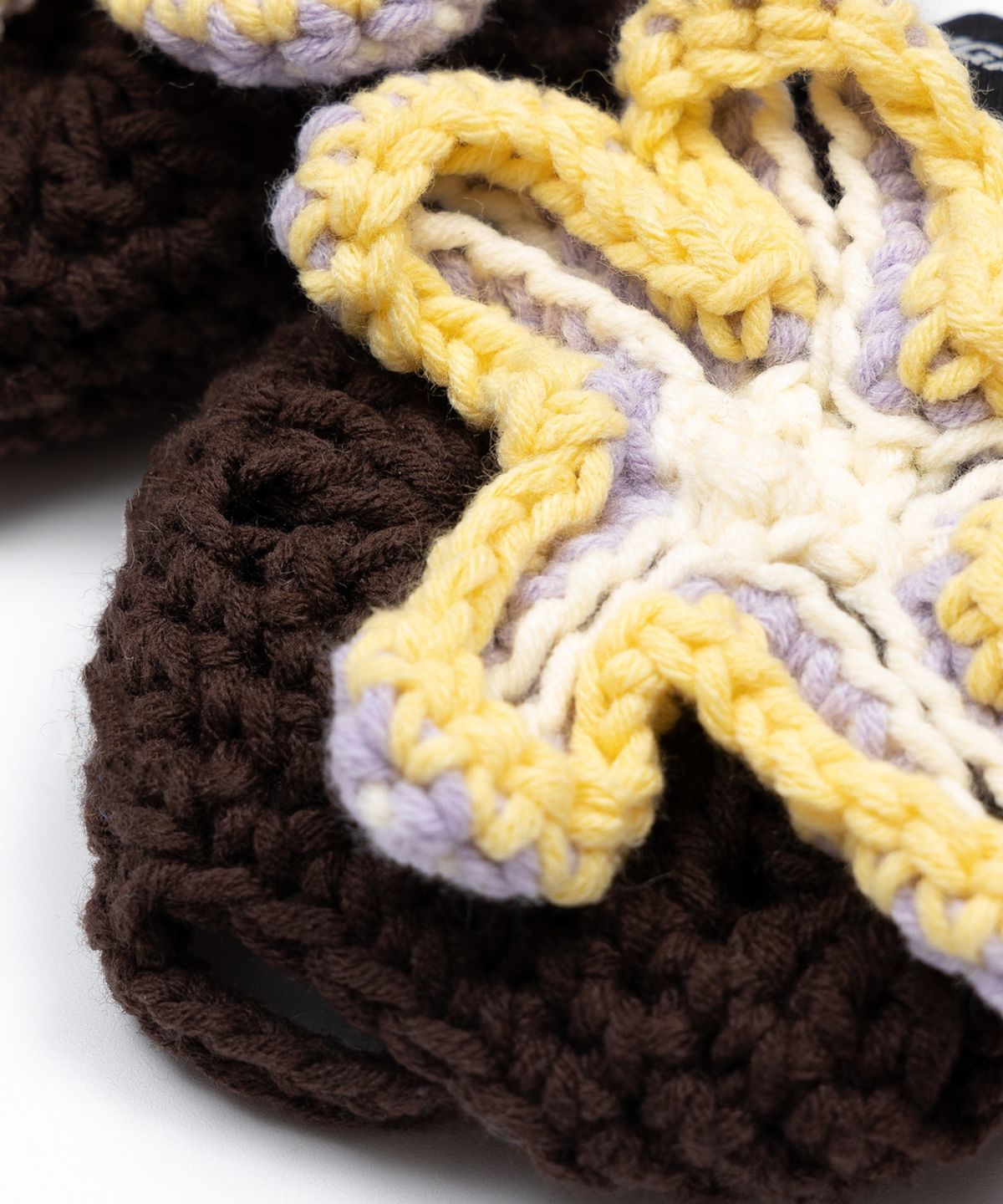 이우가마카라스(IUGAMAKARAS) Crochet Max Case (Choco Banana)