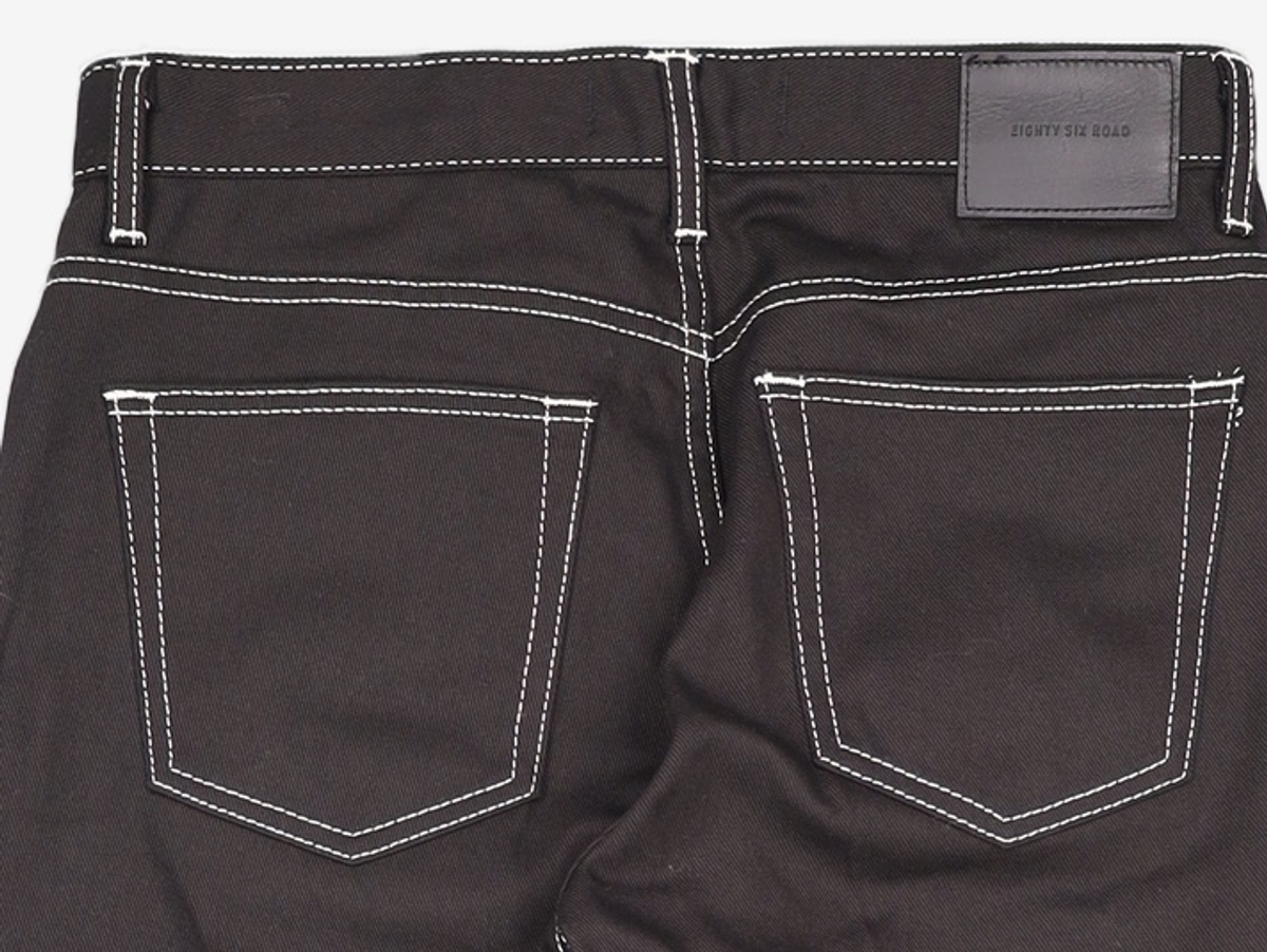 86로드(86ROAD) STITCH BLACK CHIP / CROP TAPERED 32