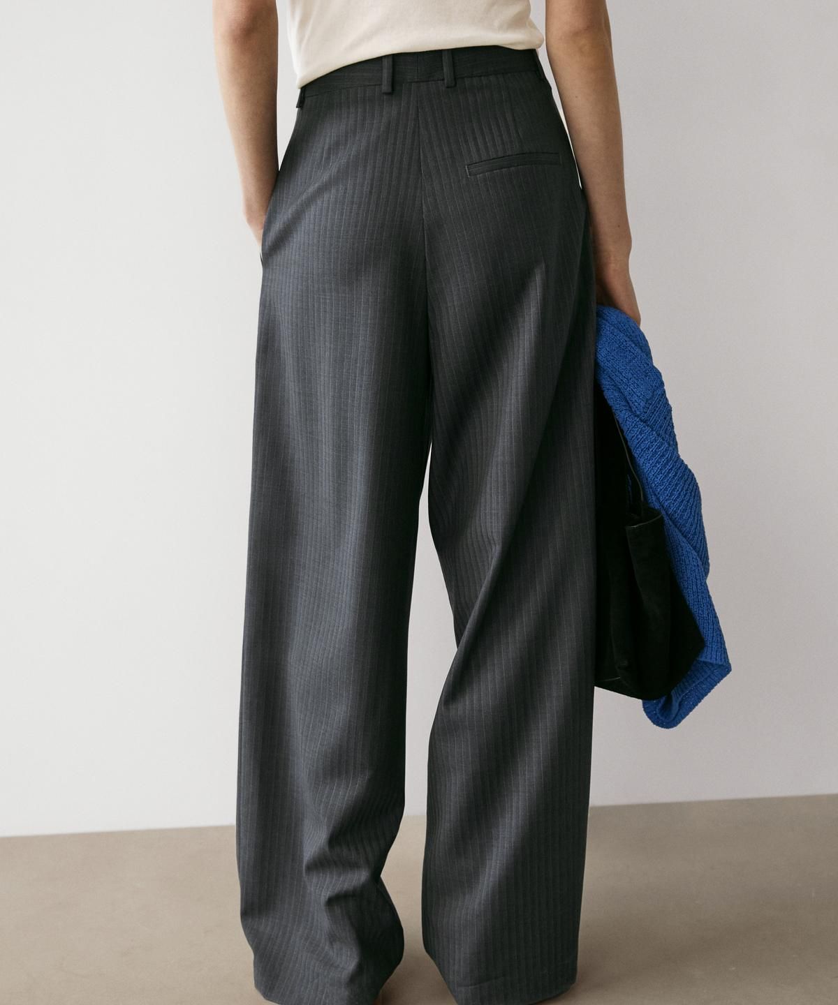 마시모두띠(MASSIMO DUTTI) Pinstripe cool wool blend suit pants