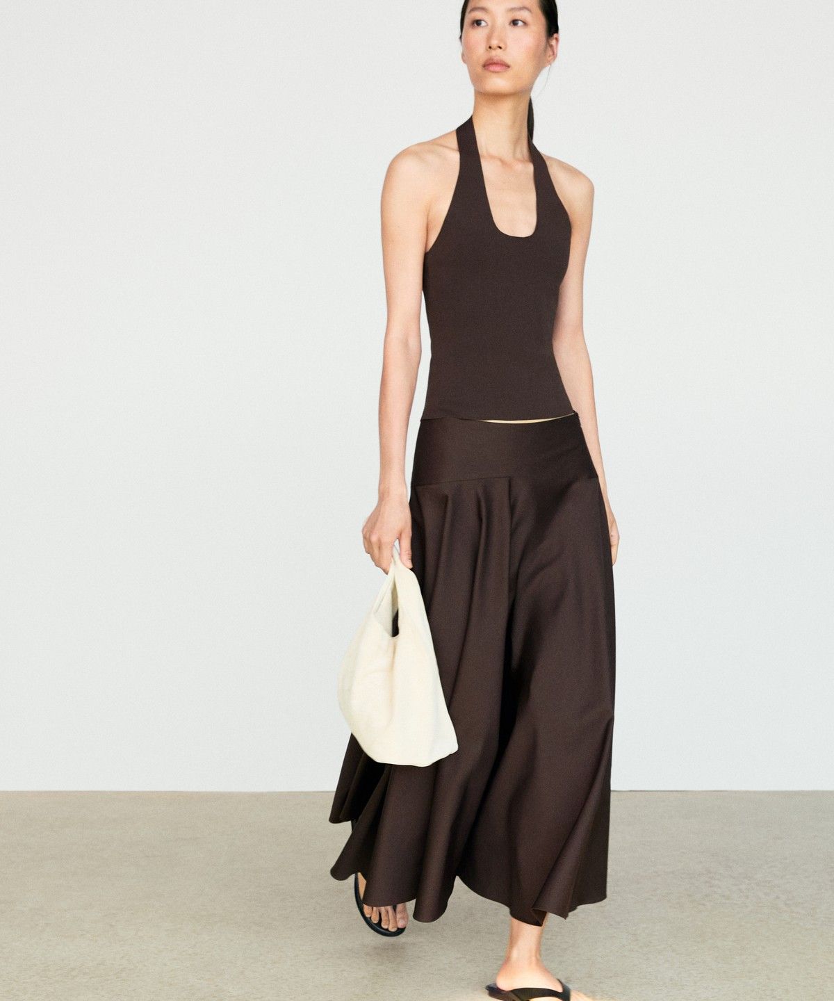 마시모두띠(MASSIMO DUTTI) 요크 디테일 플라운스 미디 스커트