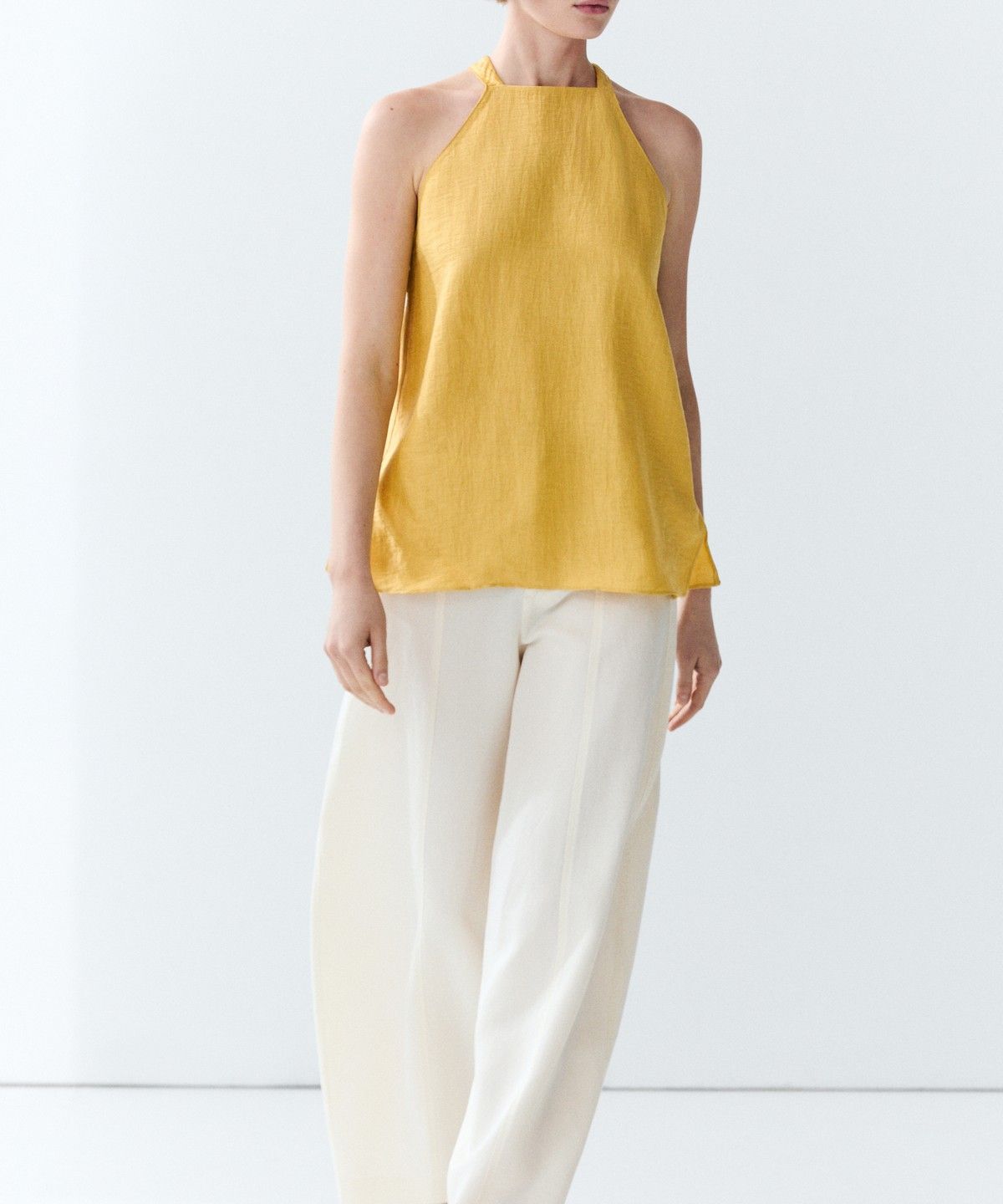 마시모두띠(MASSIMO DUTTI) 린넨 블렌드 홀터넥 탑