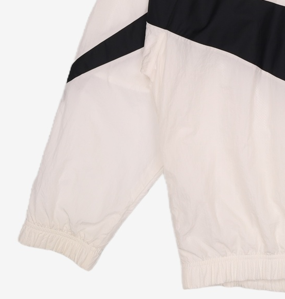 나이키(NIKE) 트레이닝 재킷 110