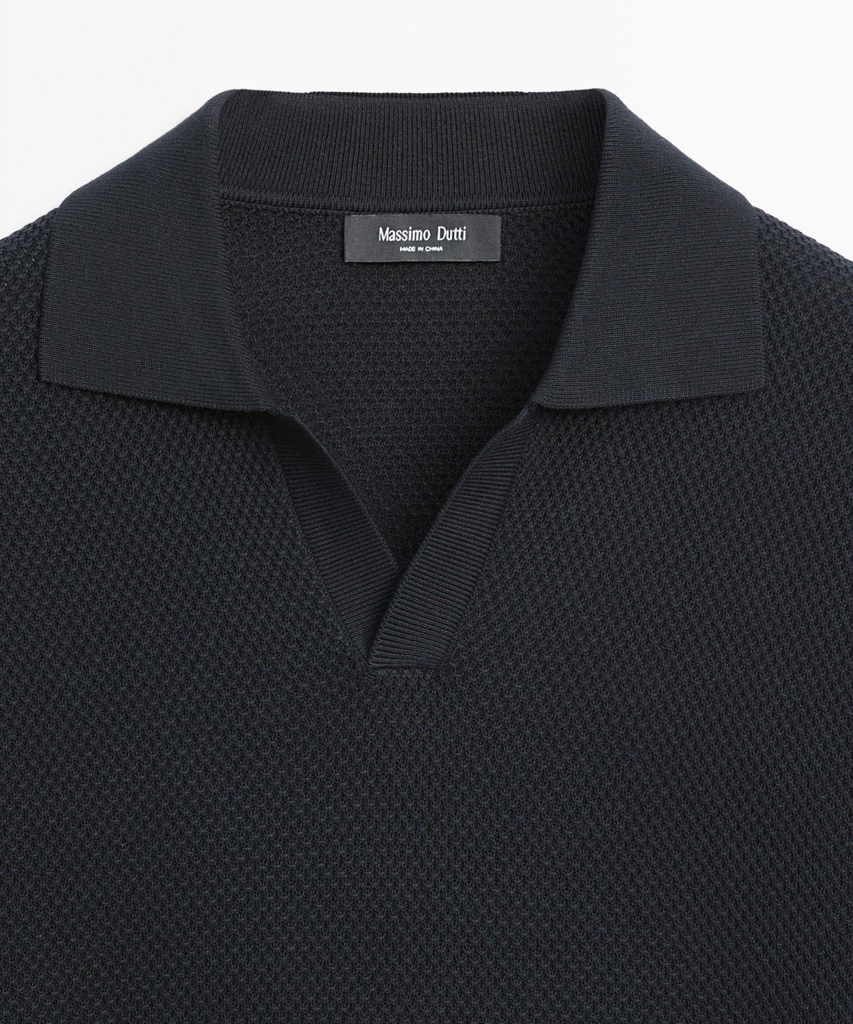 마시모두띠(MASSIMO DUTTI) 코튼 블렌드 브이넥 니트 폴로 셔츠