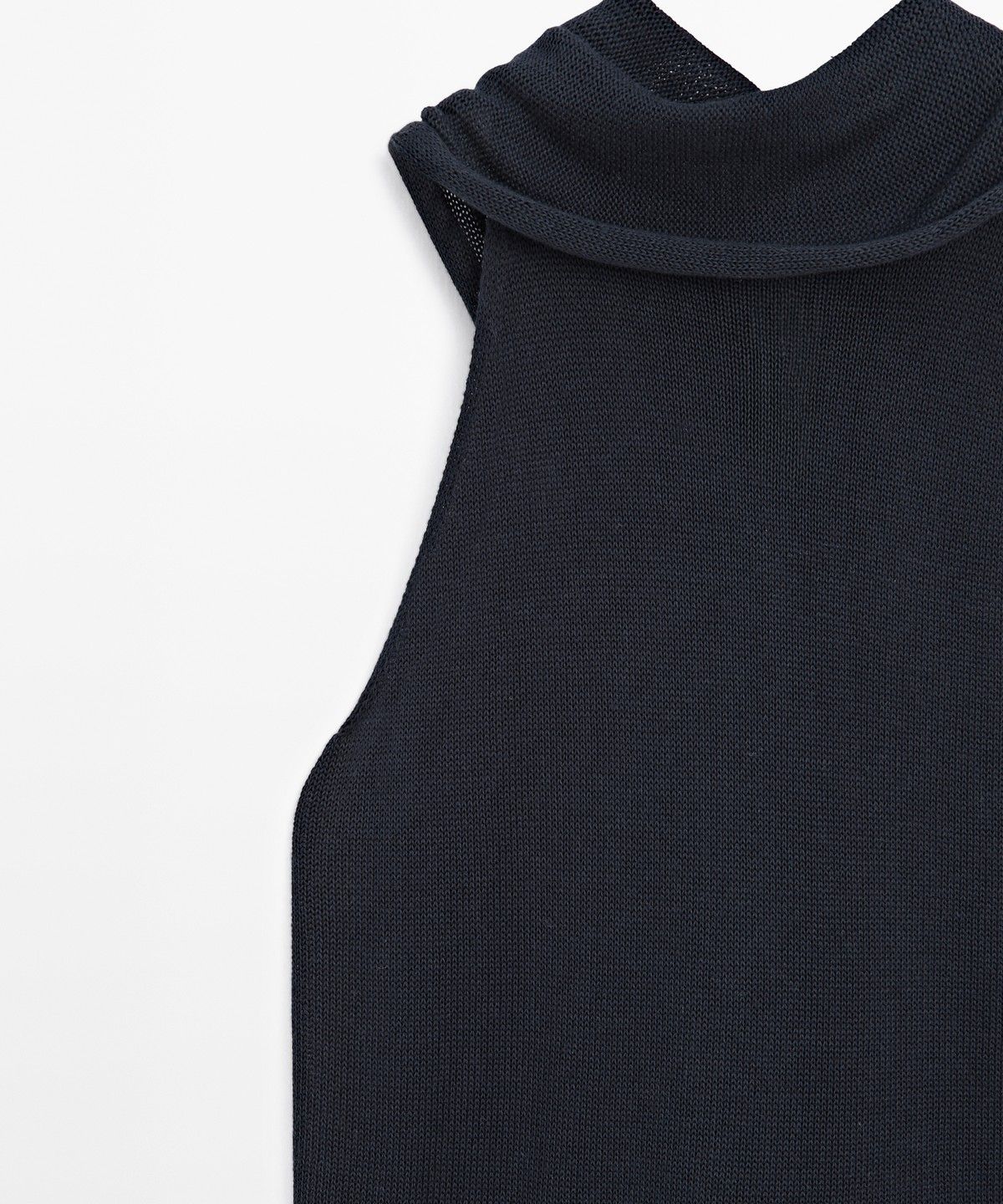 마시모두띠(MASSIMO DUTTI) 타이넥 홀터 플루이드 탑