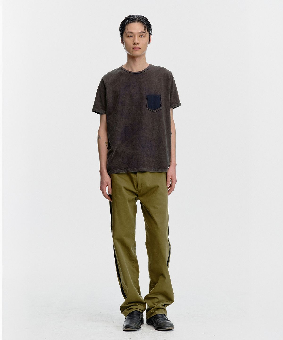 서피스에디션(SURFACE EDITION) LOST POCKET T-SHIRT OXIDE NAVY